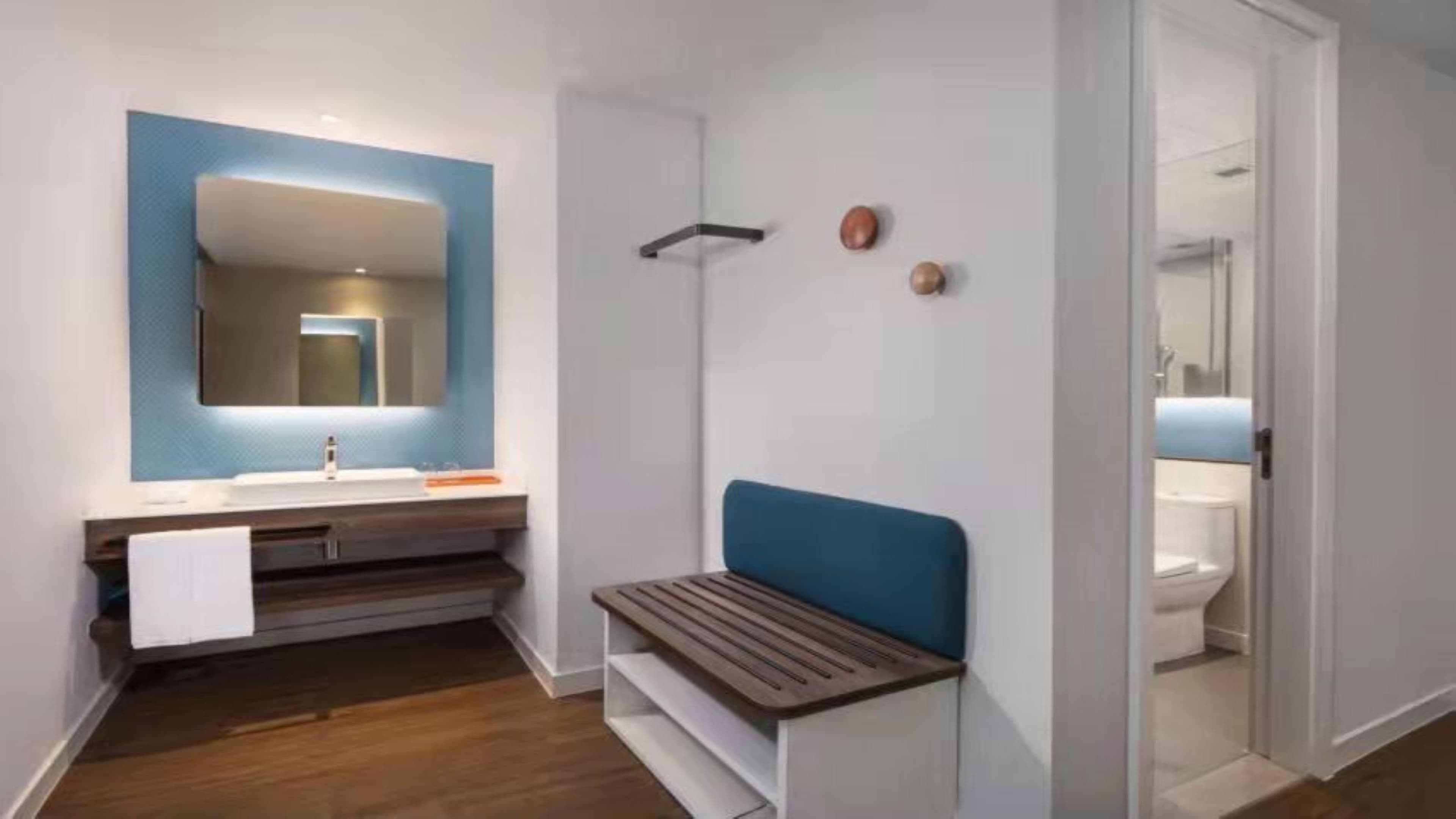 Holiday Inn Express Langfang New Chaoyang - Image 4