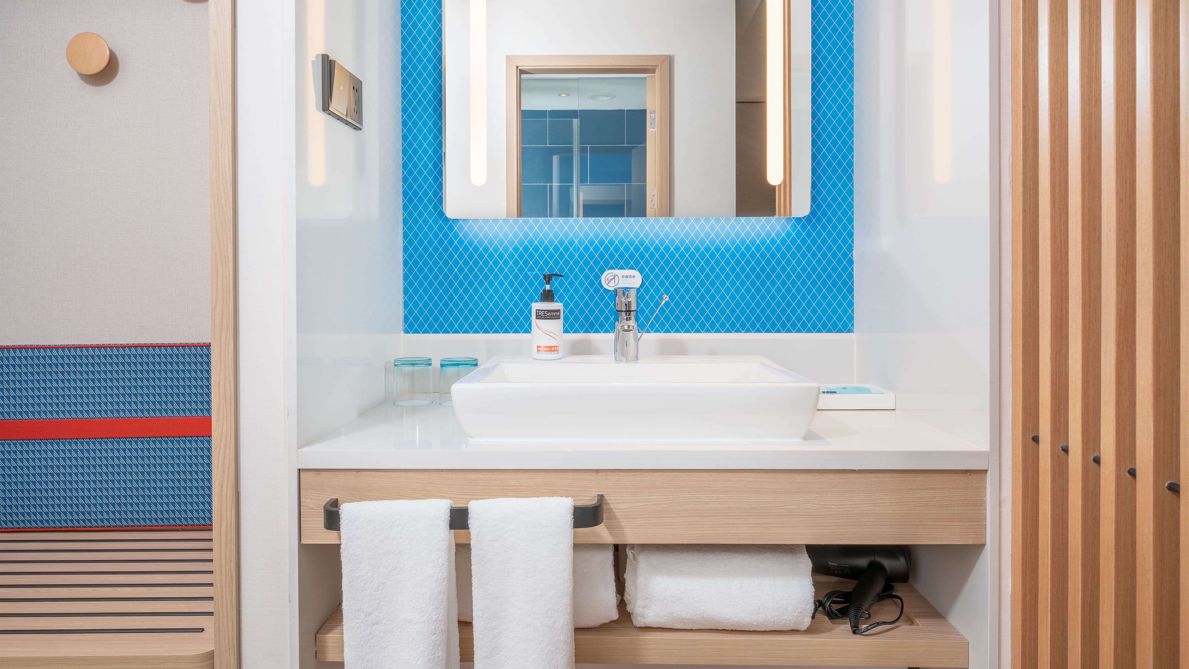 Holiday Inn Express Lanzhou Jianlan — 4
