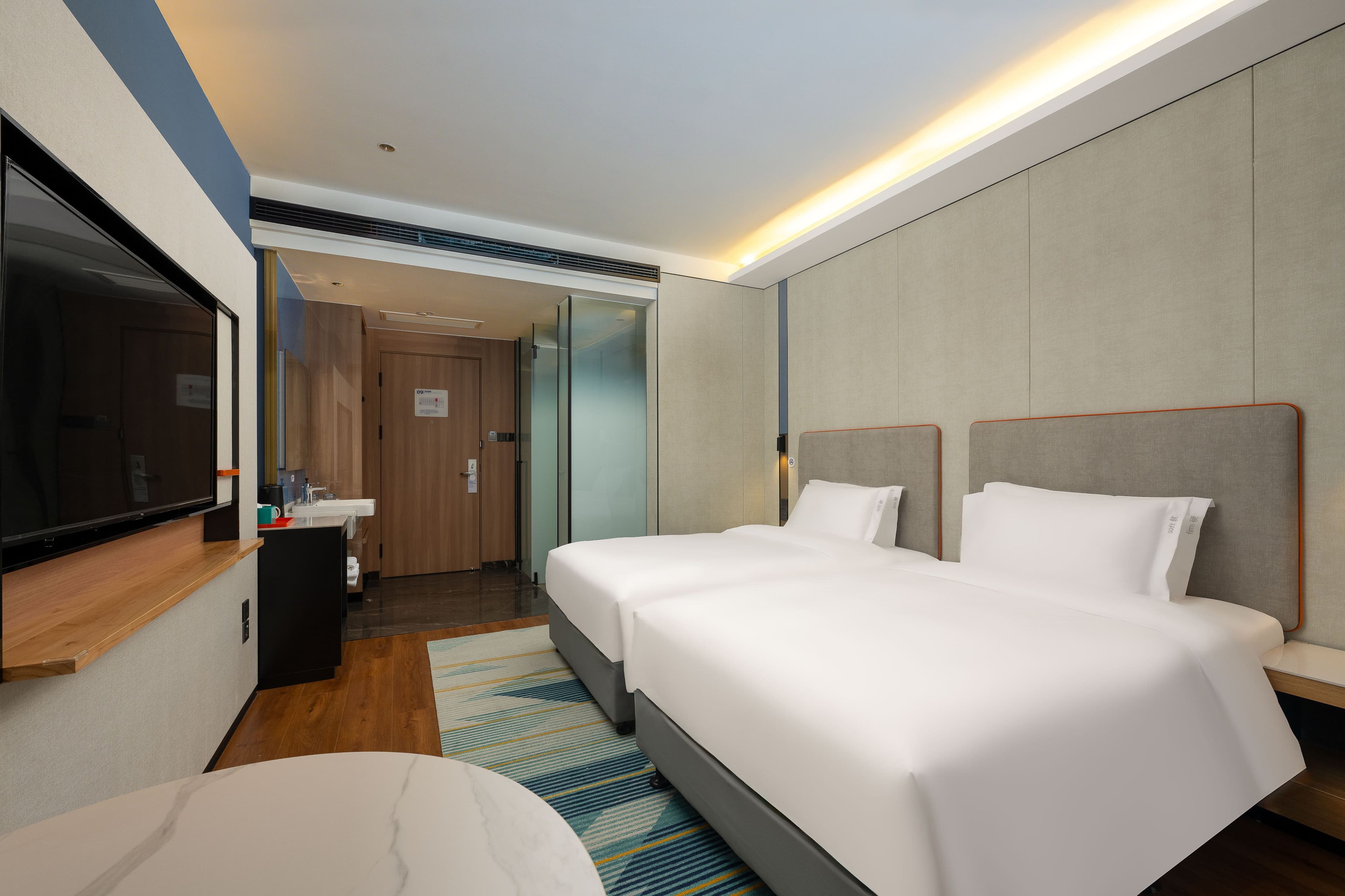 Standard Room - Image 5