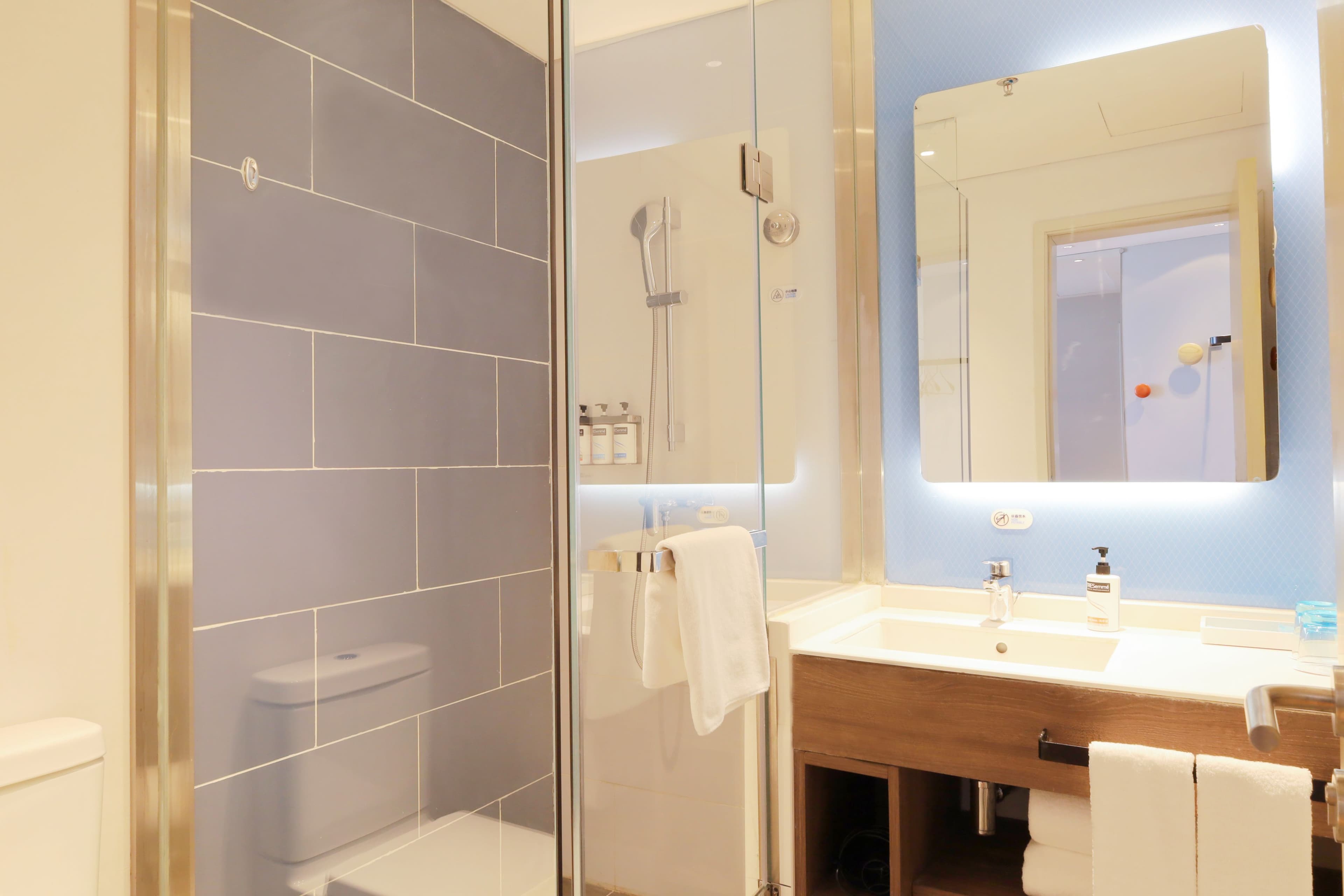 Holiday Inn Express Lanzhou New Area — 7