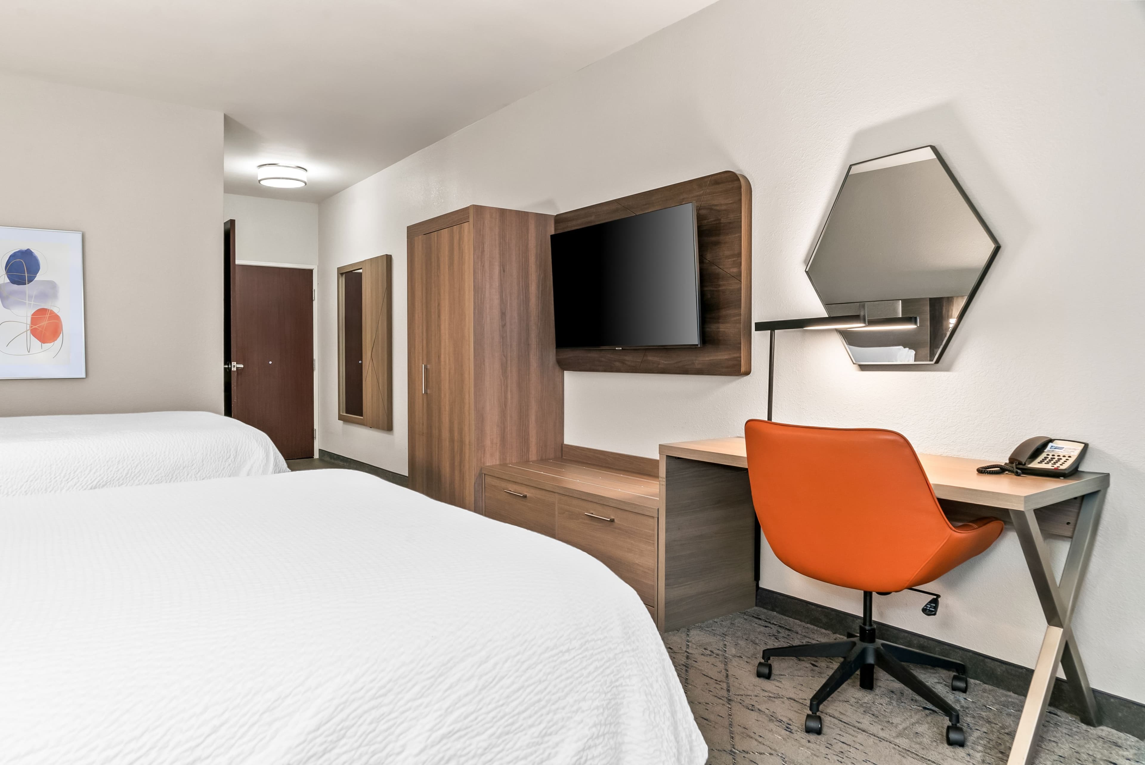 Holiday Inn Express Lapeer — 17