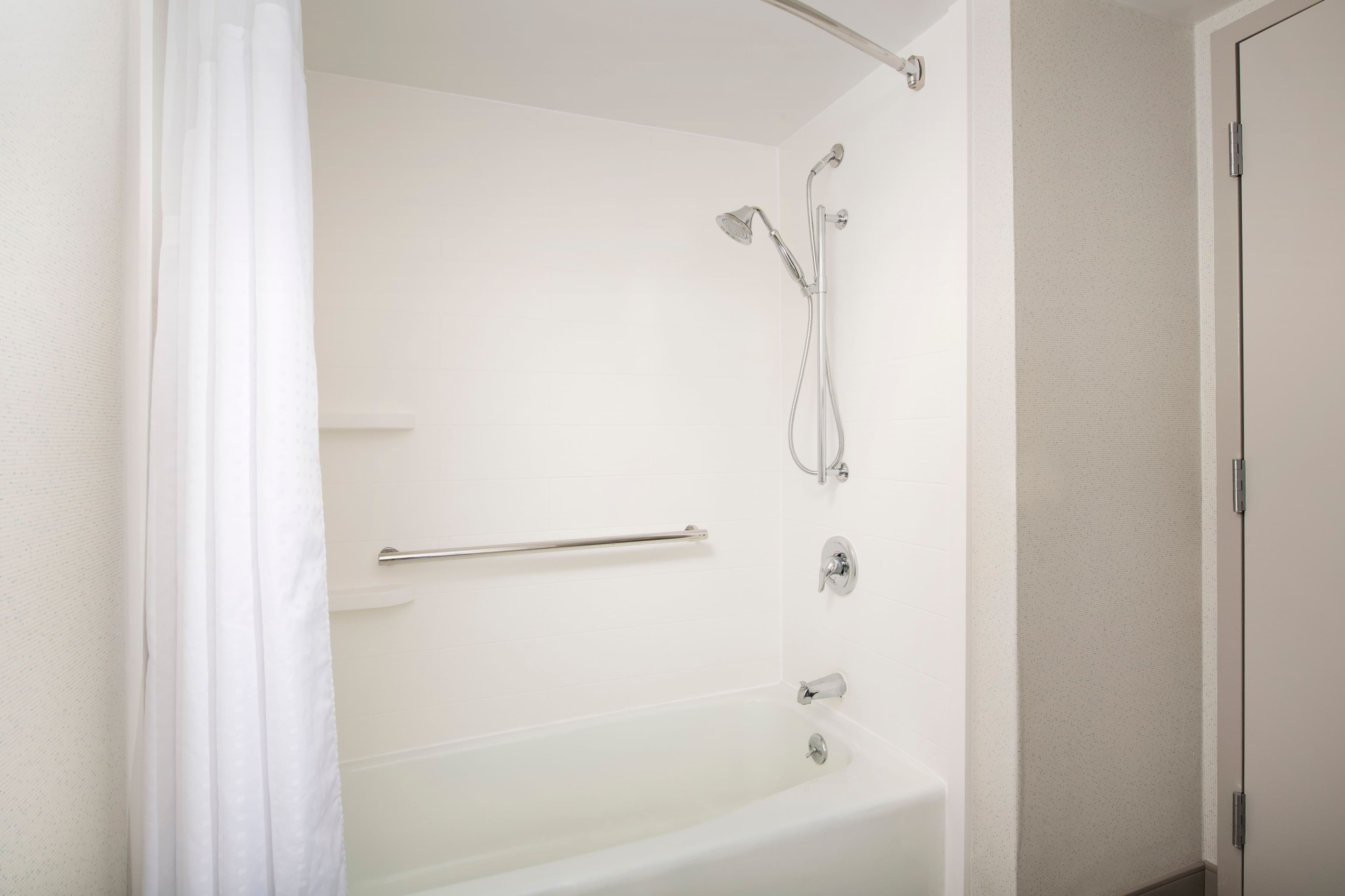 Holiday Inn Express Andover North-Lawrence — 58