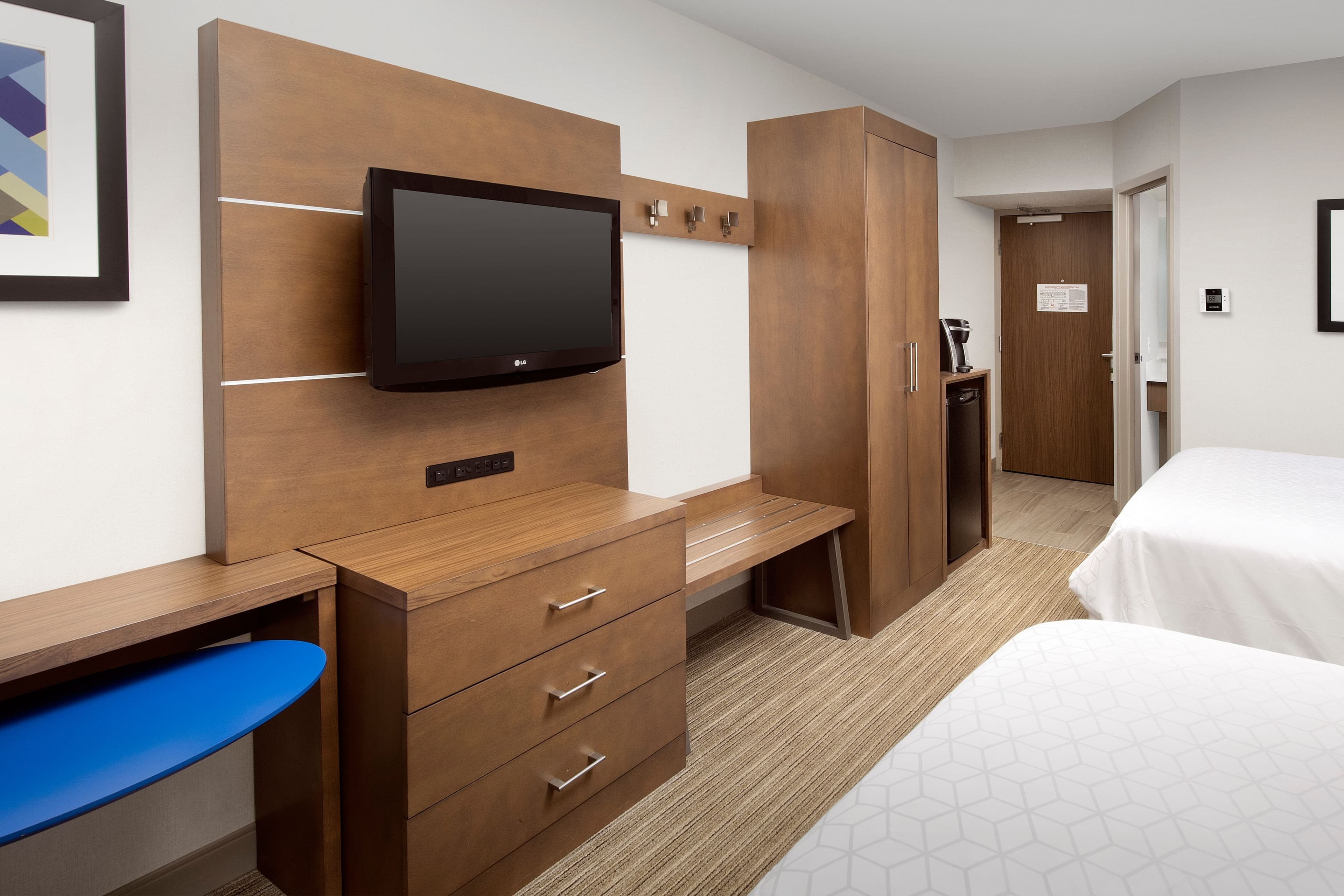 Holiday Inn Express Andover North-Lawrence — 63