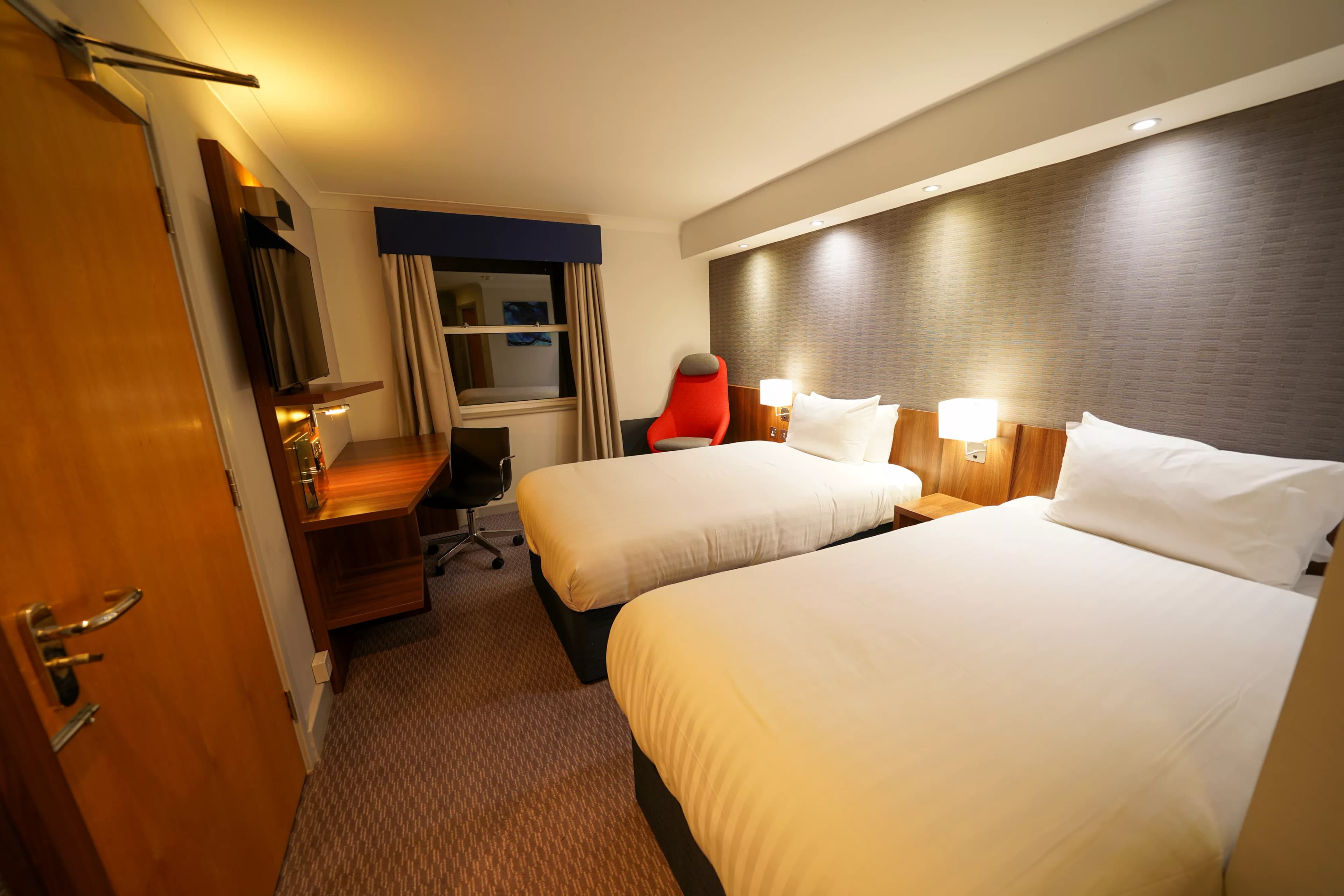 Holiday Inn Express Leeds - East — 22