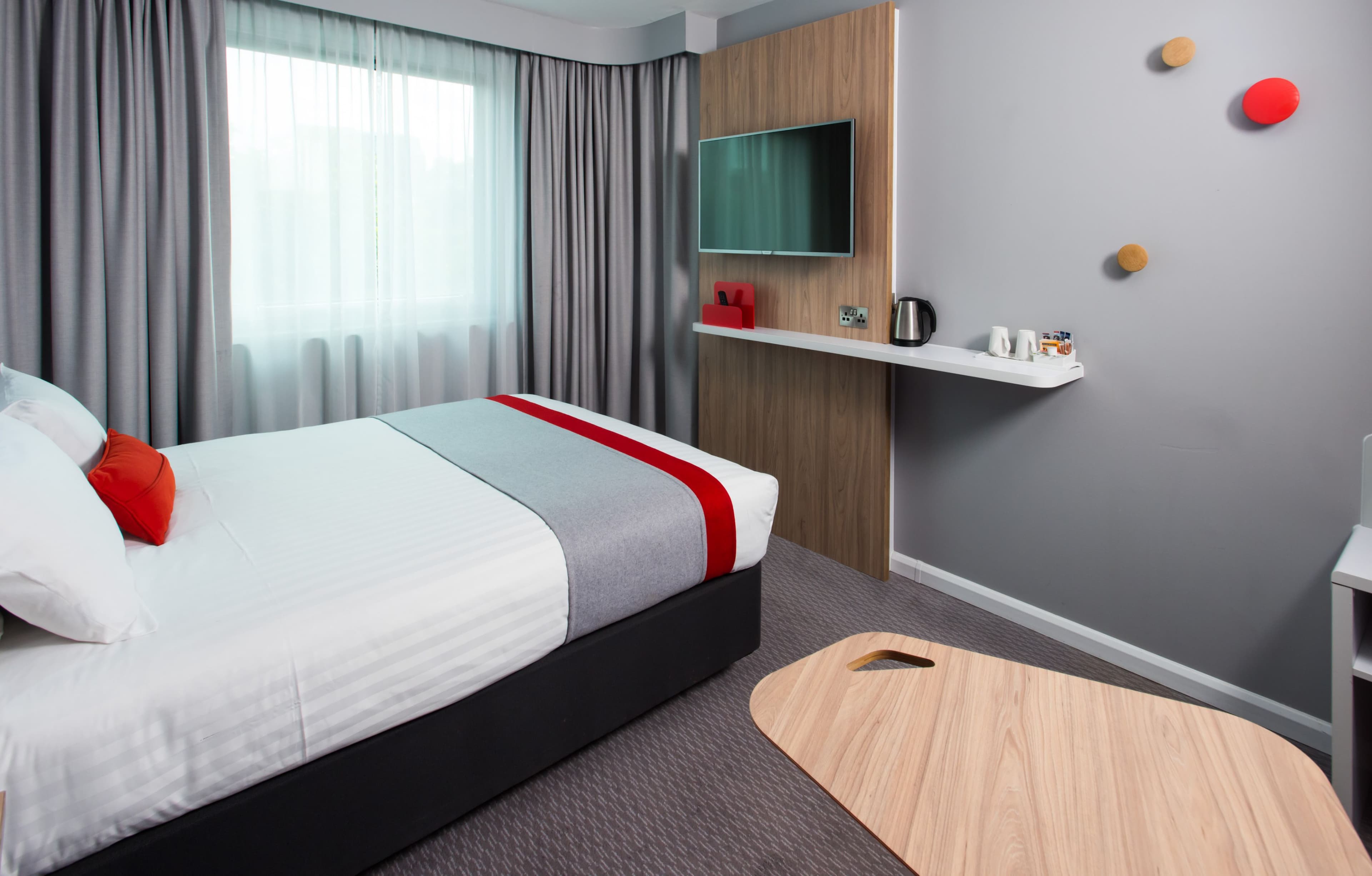 Holiday Inn Express Leeds City Centre - Armouries — 7
