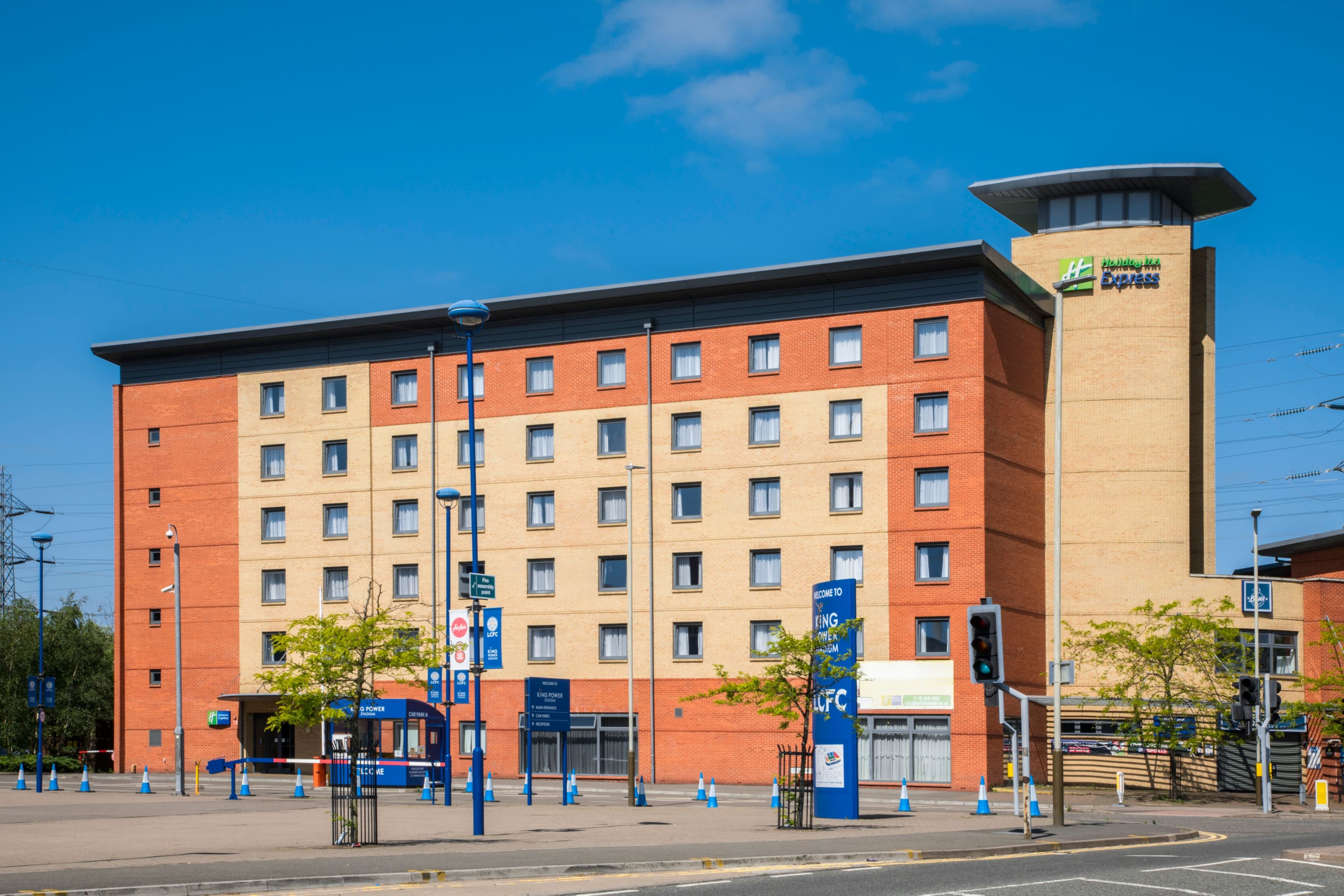 Holiday Inn Express Leicester City - Image 1
