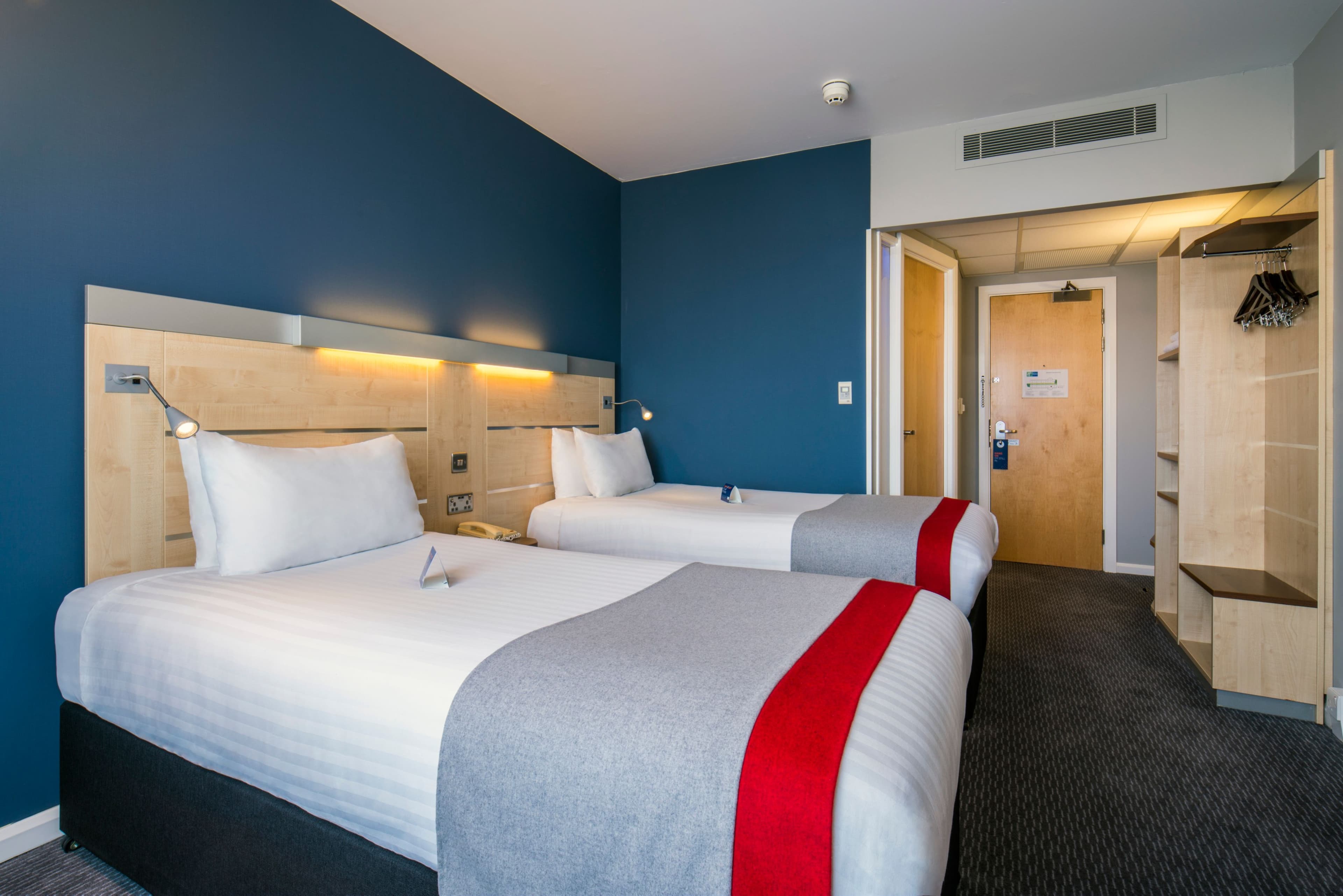 Holiday Inn Express Leicester City — 7