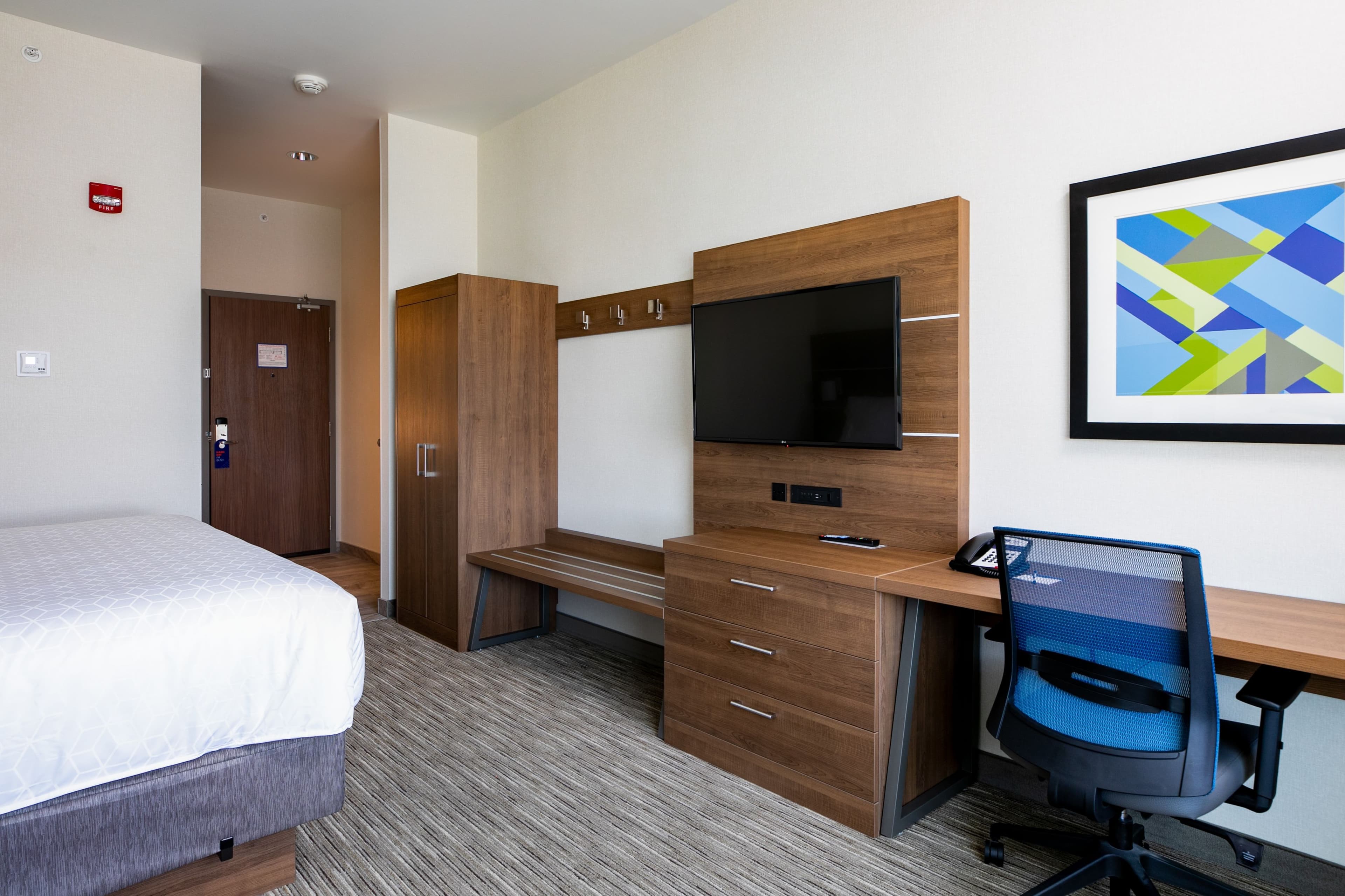 Holiday Inn Express Lethbridge Southeast — 6