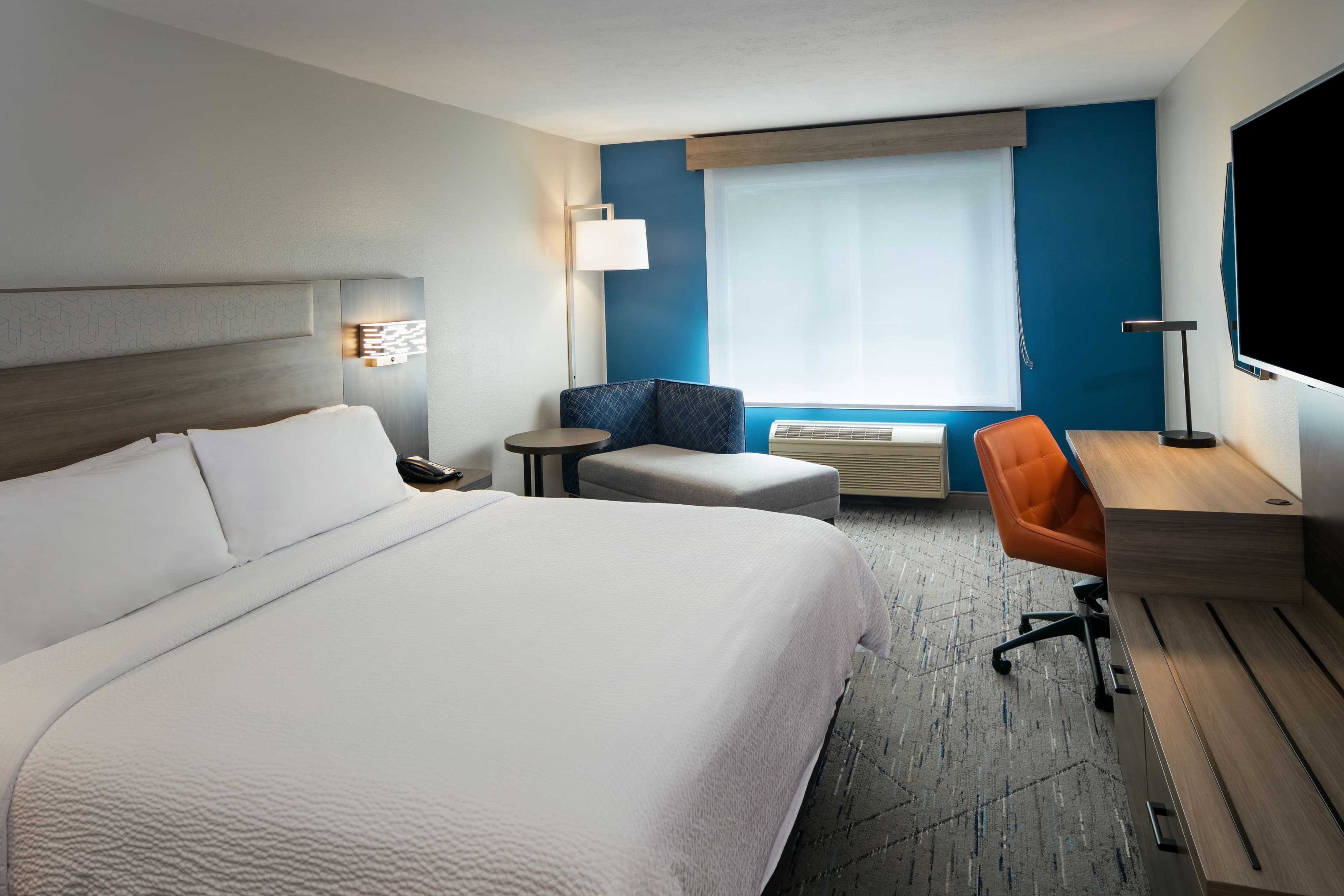 Holiday Inn Express Lewiston - Image 5