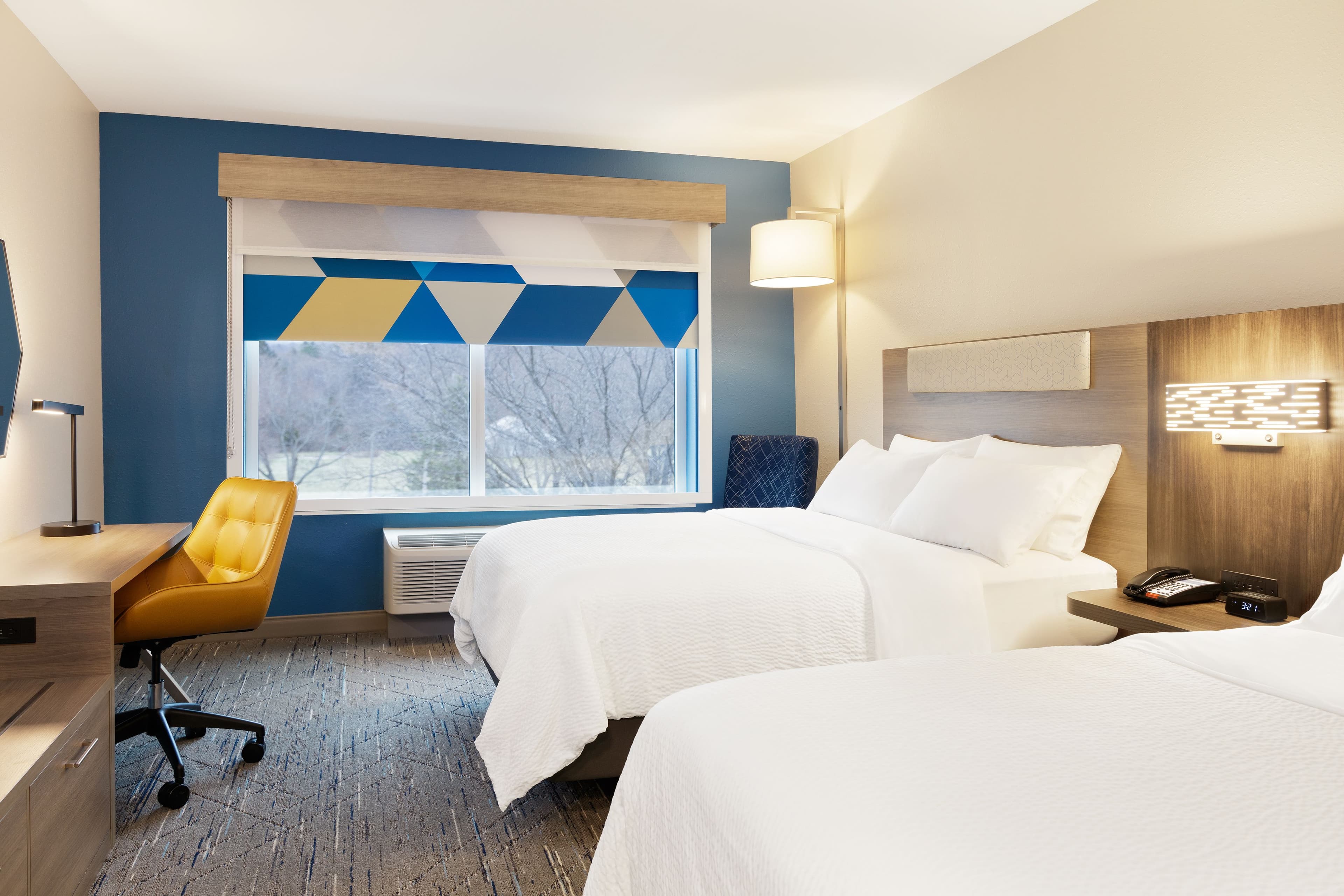 Holiday Inn Express Lexington - Horse Park Area - Image 4