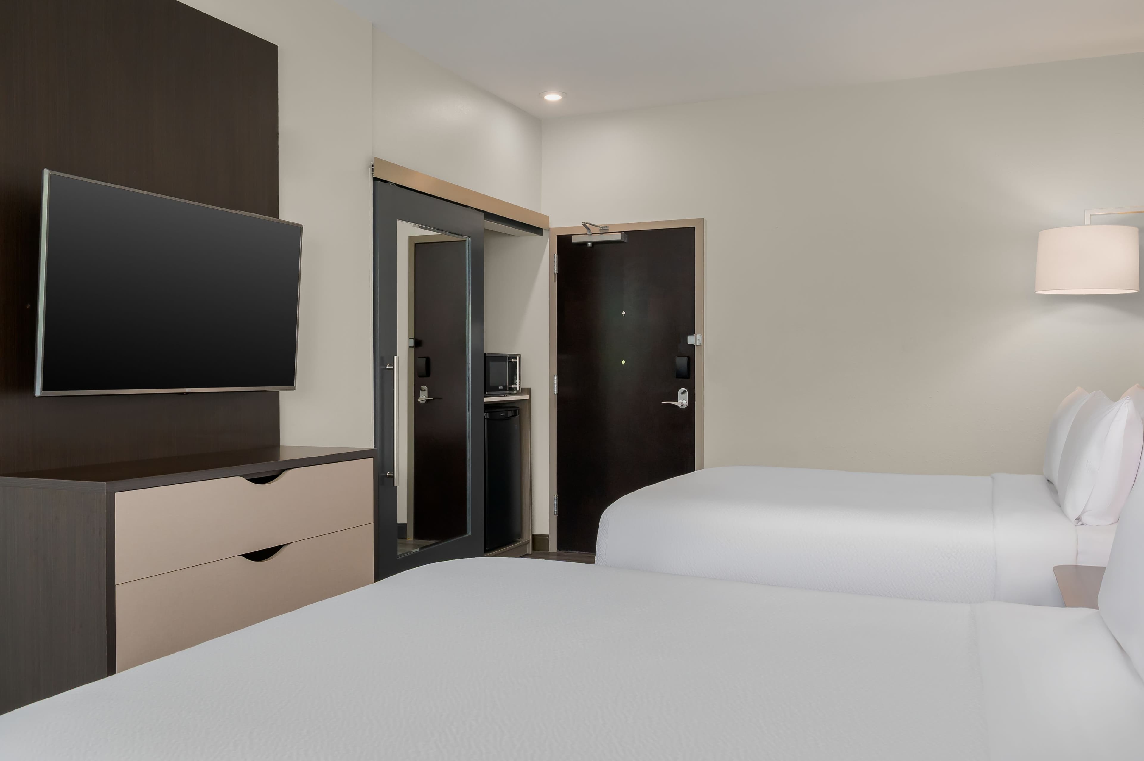 Holiday Inn Express Lexington - Horse Park Area — 18