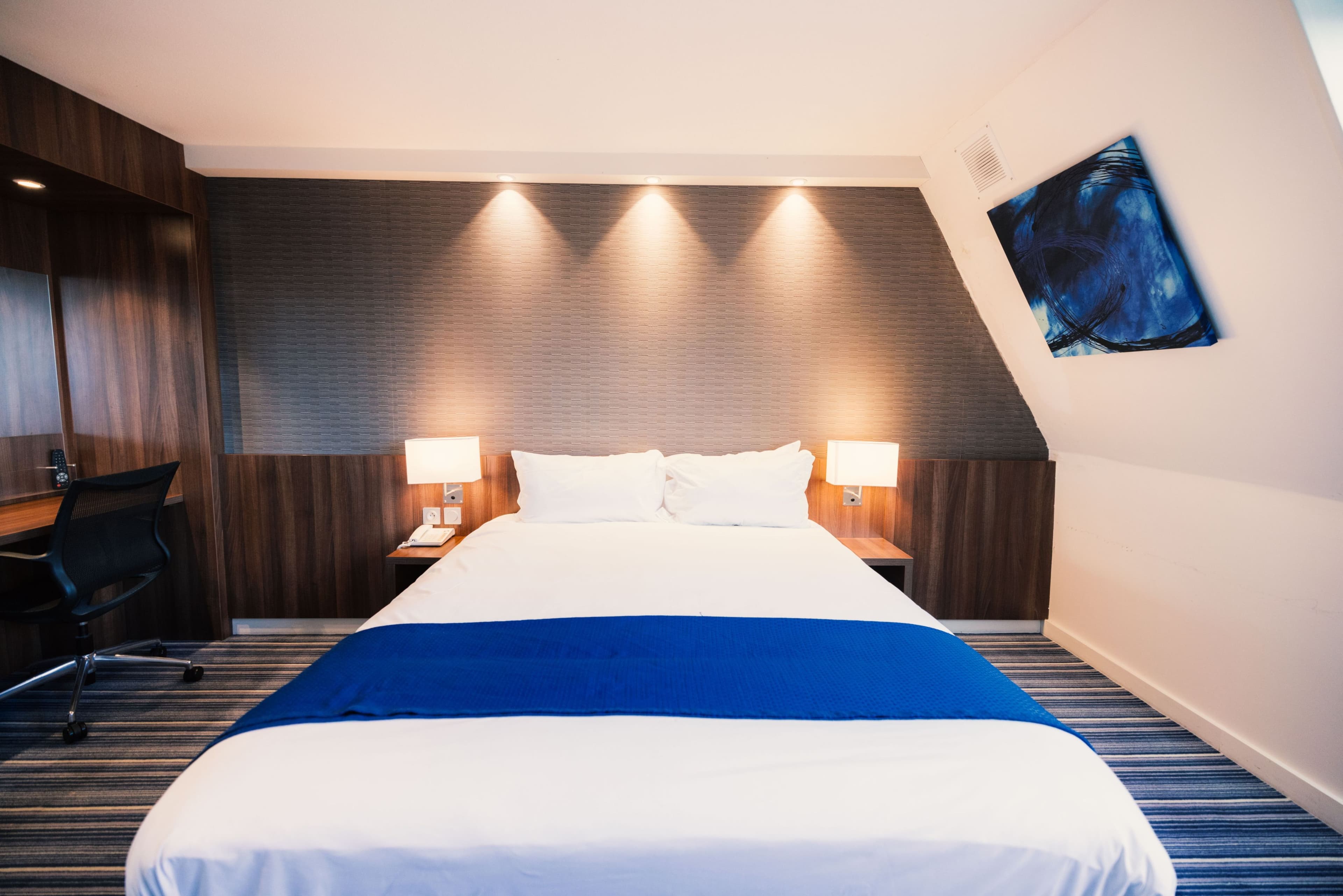 Holiday Inn Express Lille Centre — 7