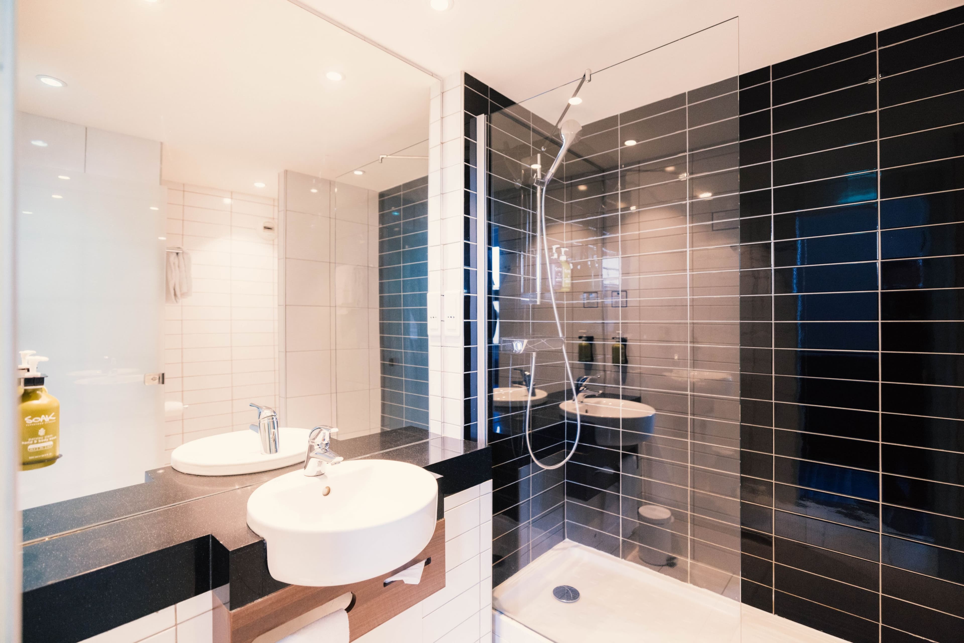 Holiday Inn Express Lille Centre - Image 3