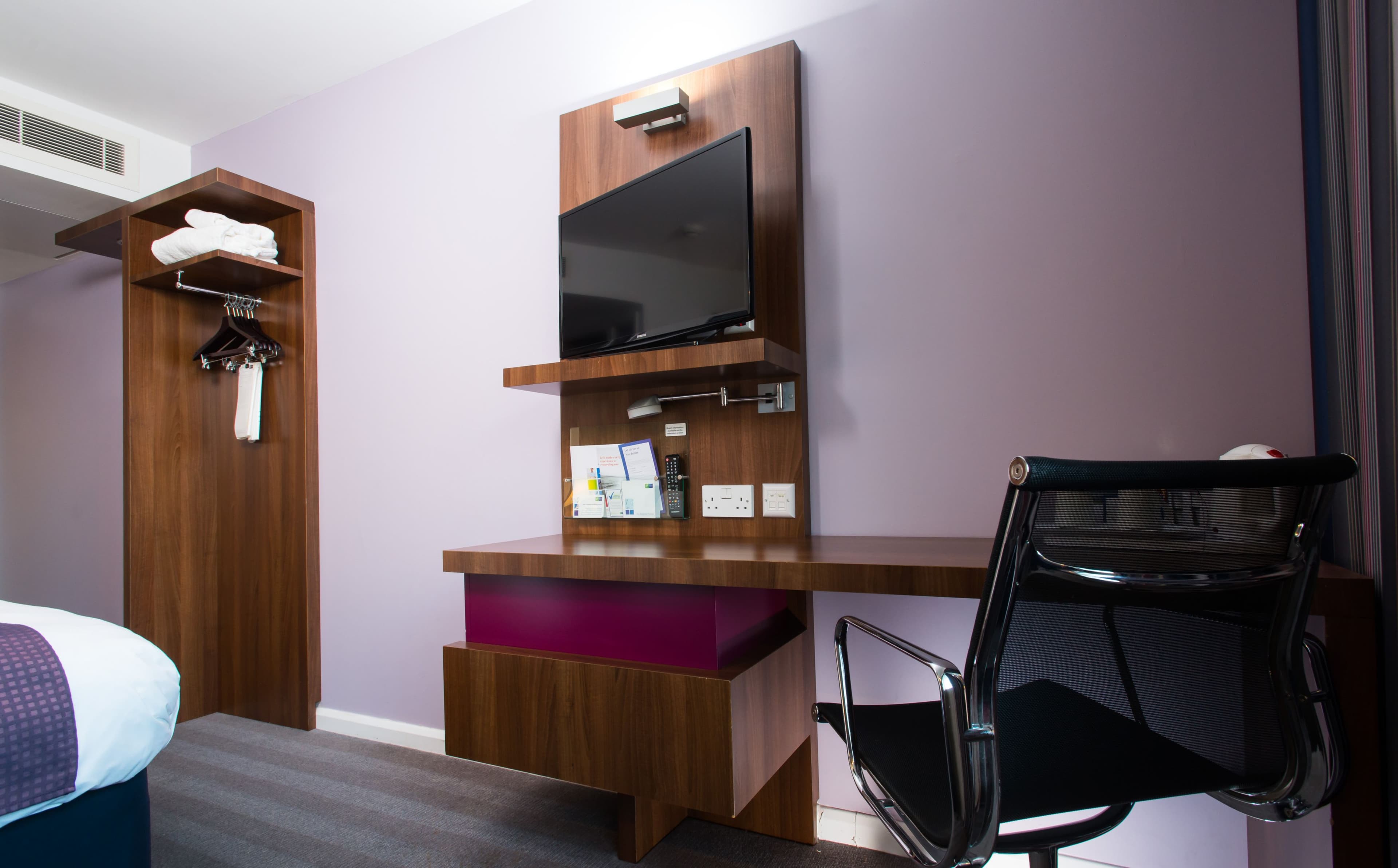 Holiday Inn Express Lincoln City Centre — 2