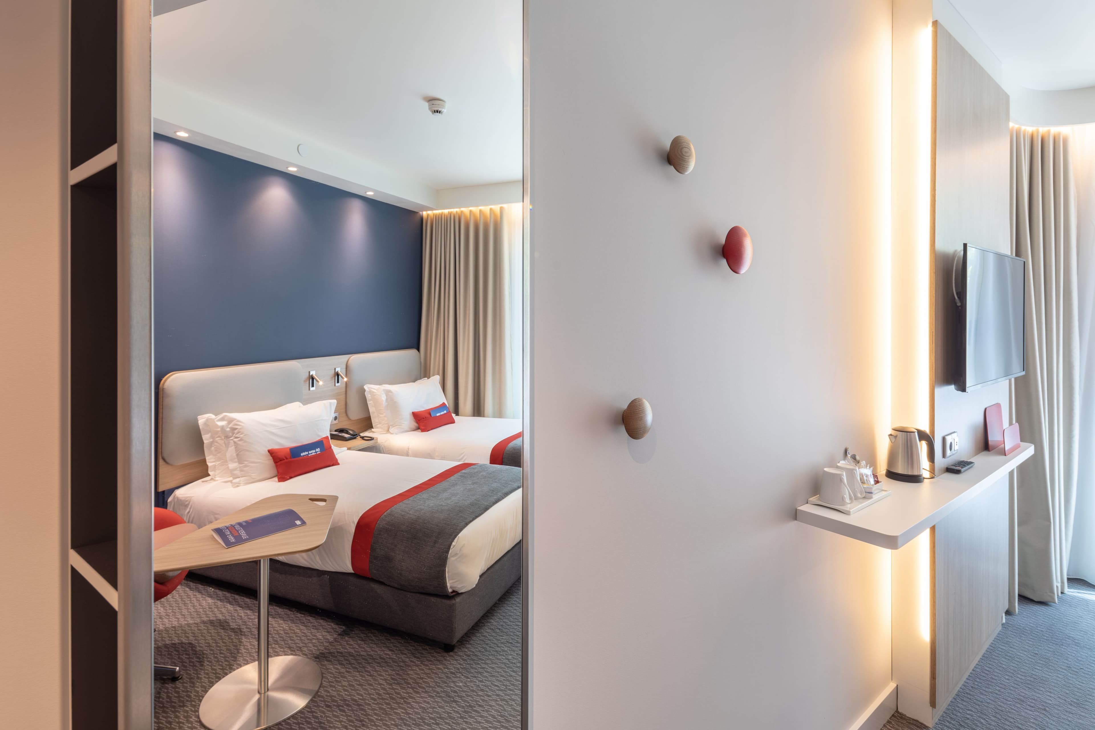 Holiday Inn Express Lisbon - Plaza Saldanha — 62