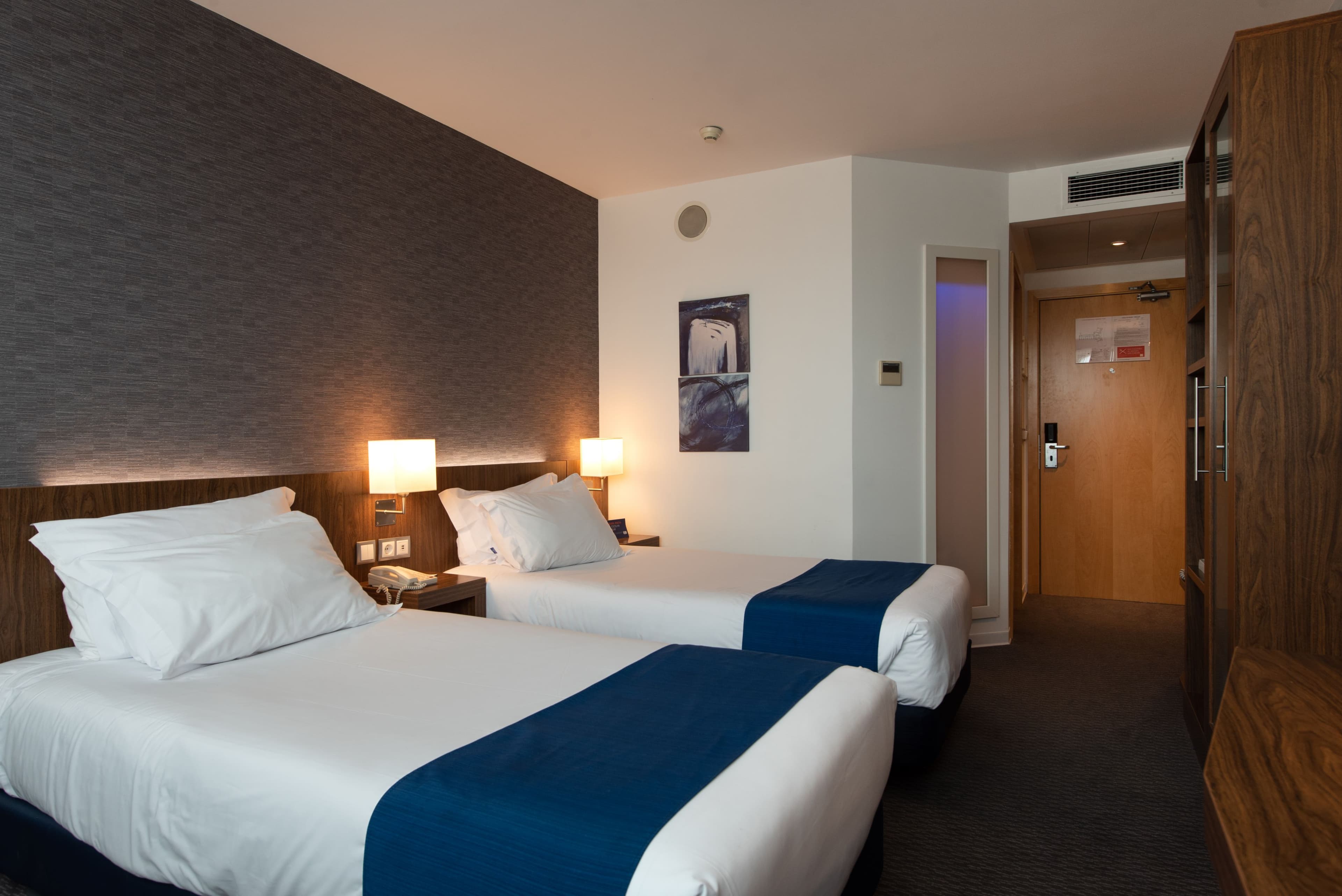 Holiday Inn Express Lisbon Airport — 15