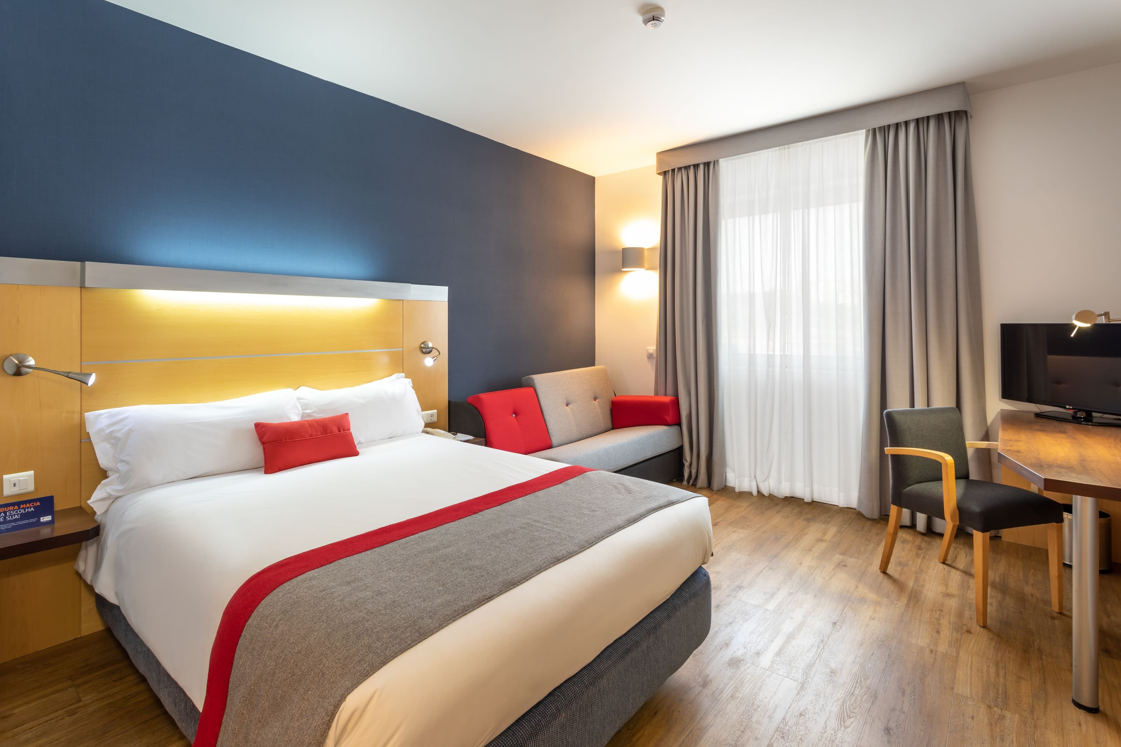 Holiday Inn Express Lisbon - Oeiras - Image 5