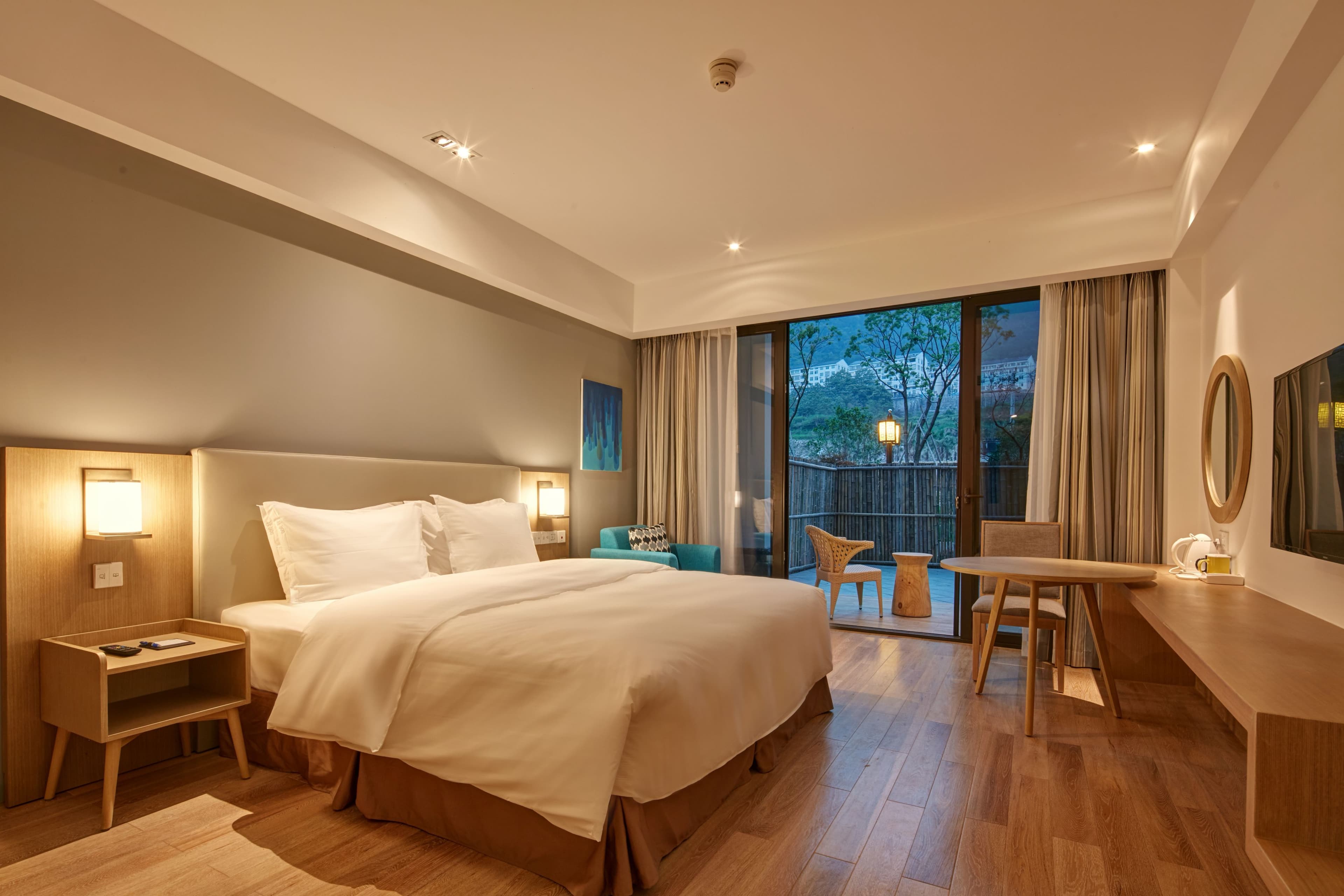 Holiday Inn Express Zhejiang Qianxia Lake — 10