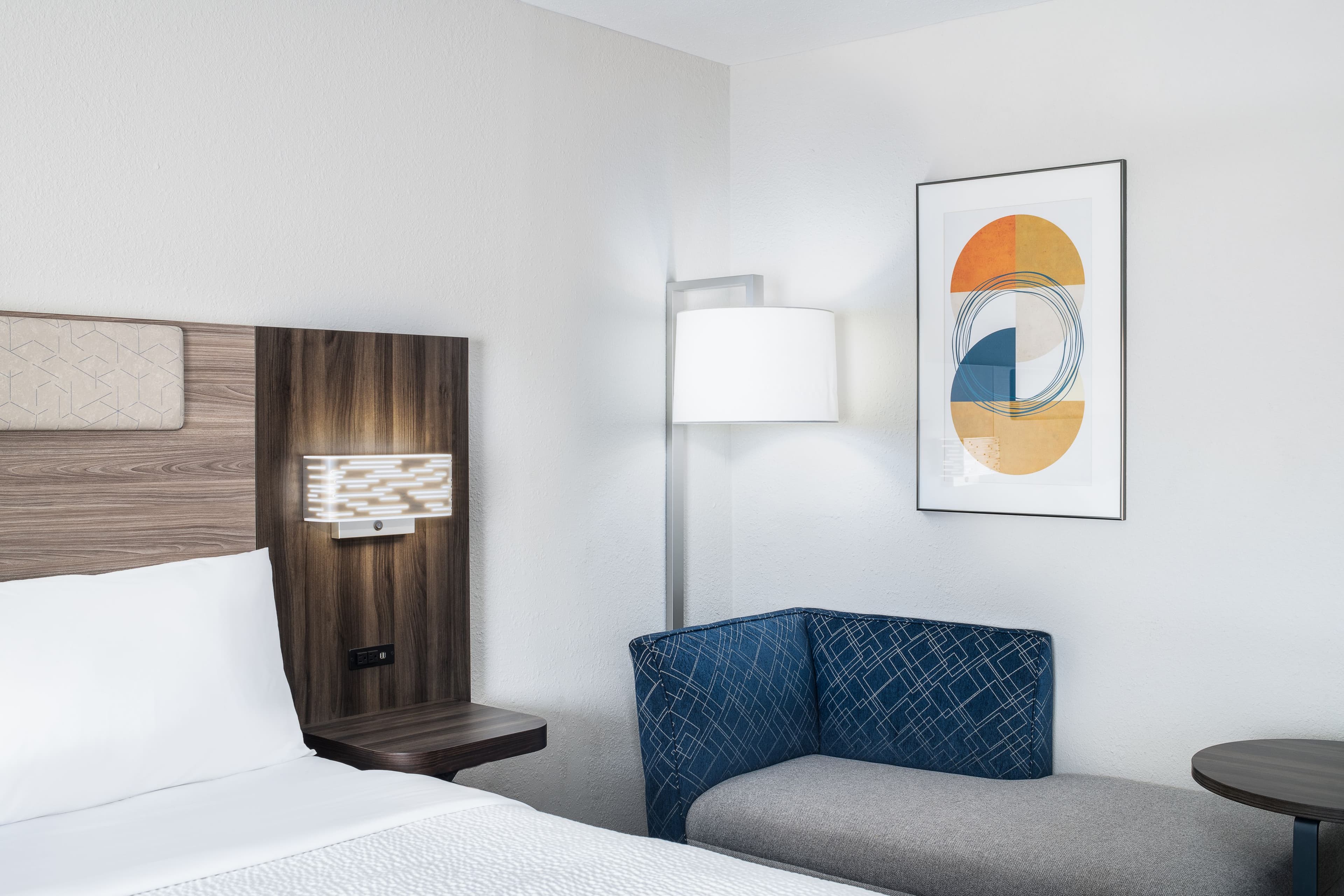 Holiday Inn Express Atlanta West - Theme Park Area — 10