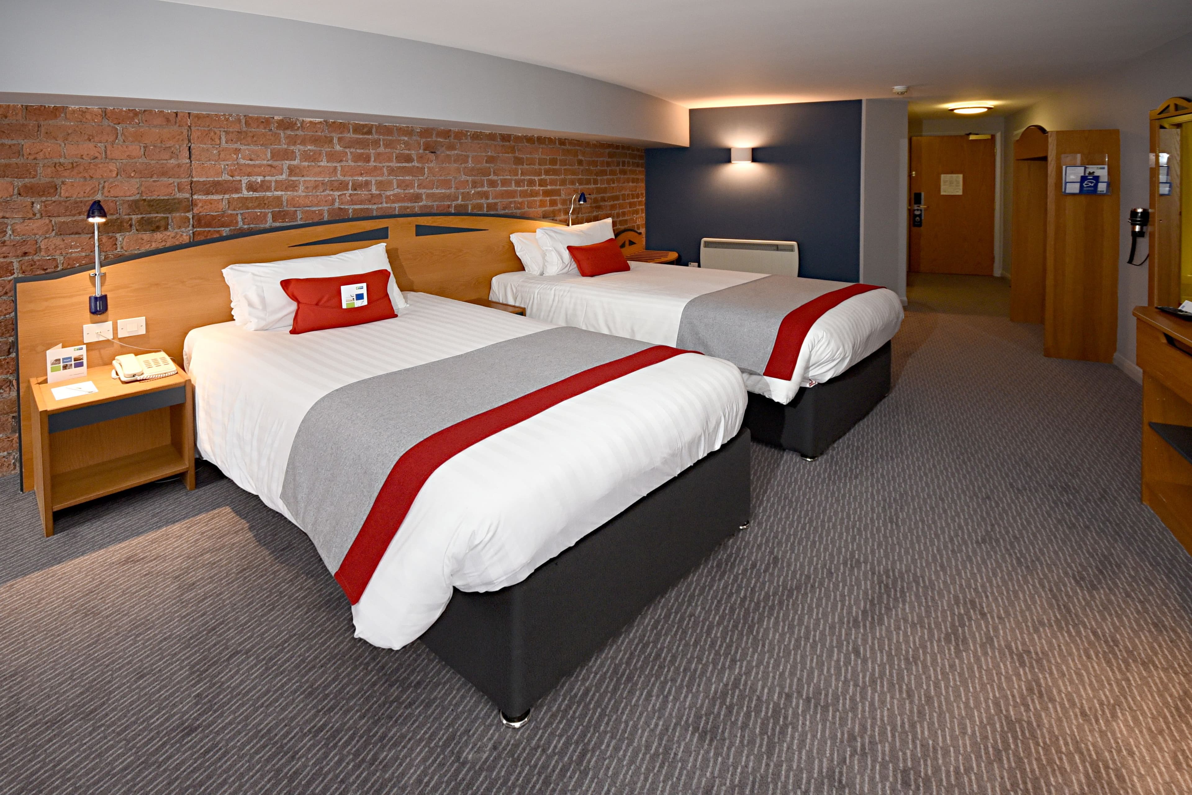 Holiday Inn Express Liverpool - Royal Albert Dock — 28