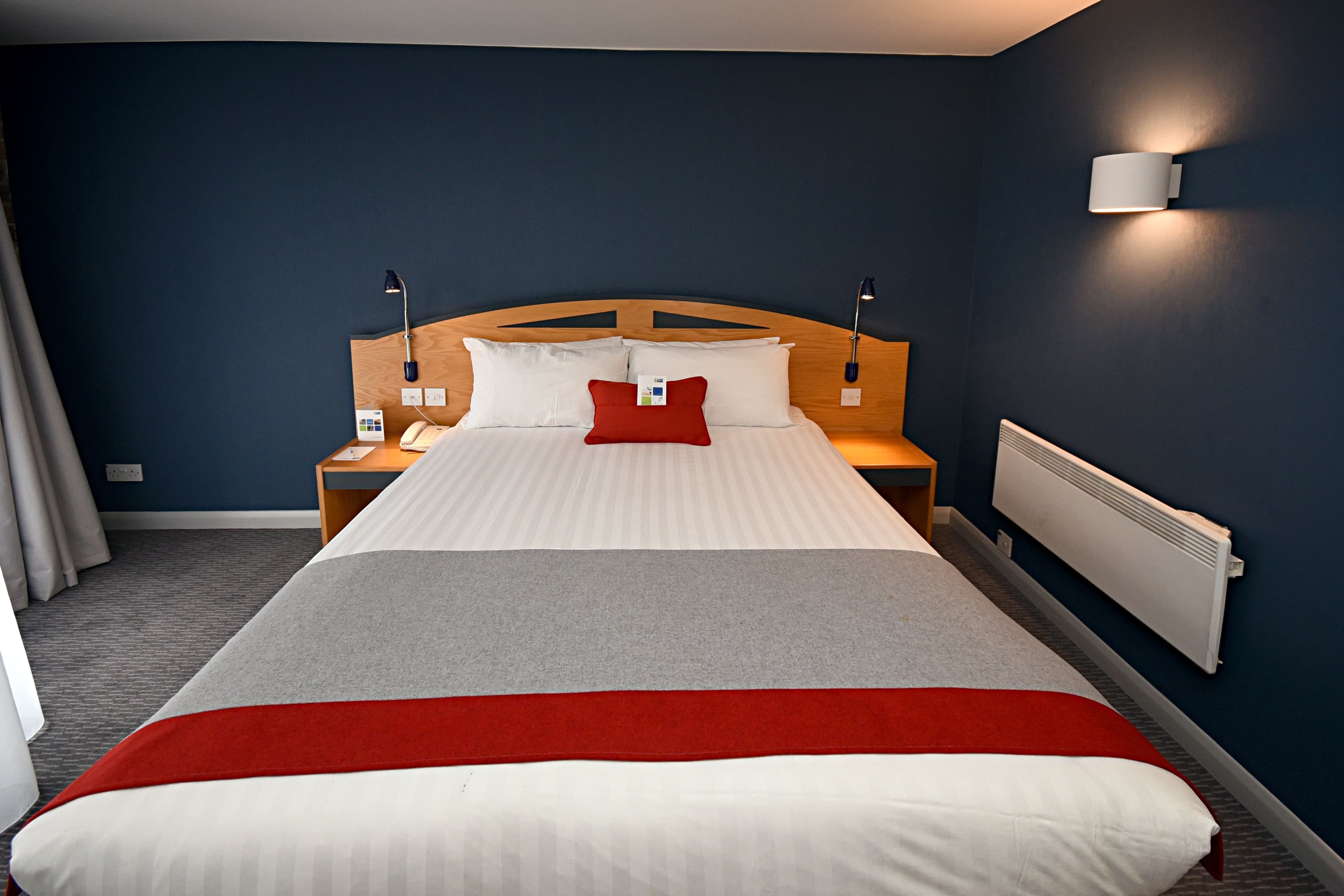Holiday Inn Express Liverpool - Royal Albert Dock — 9