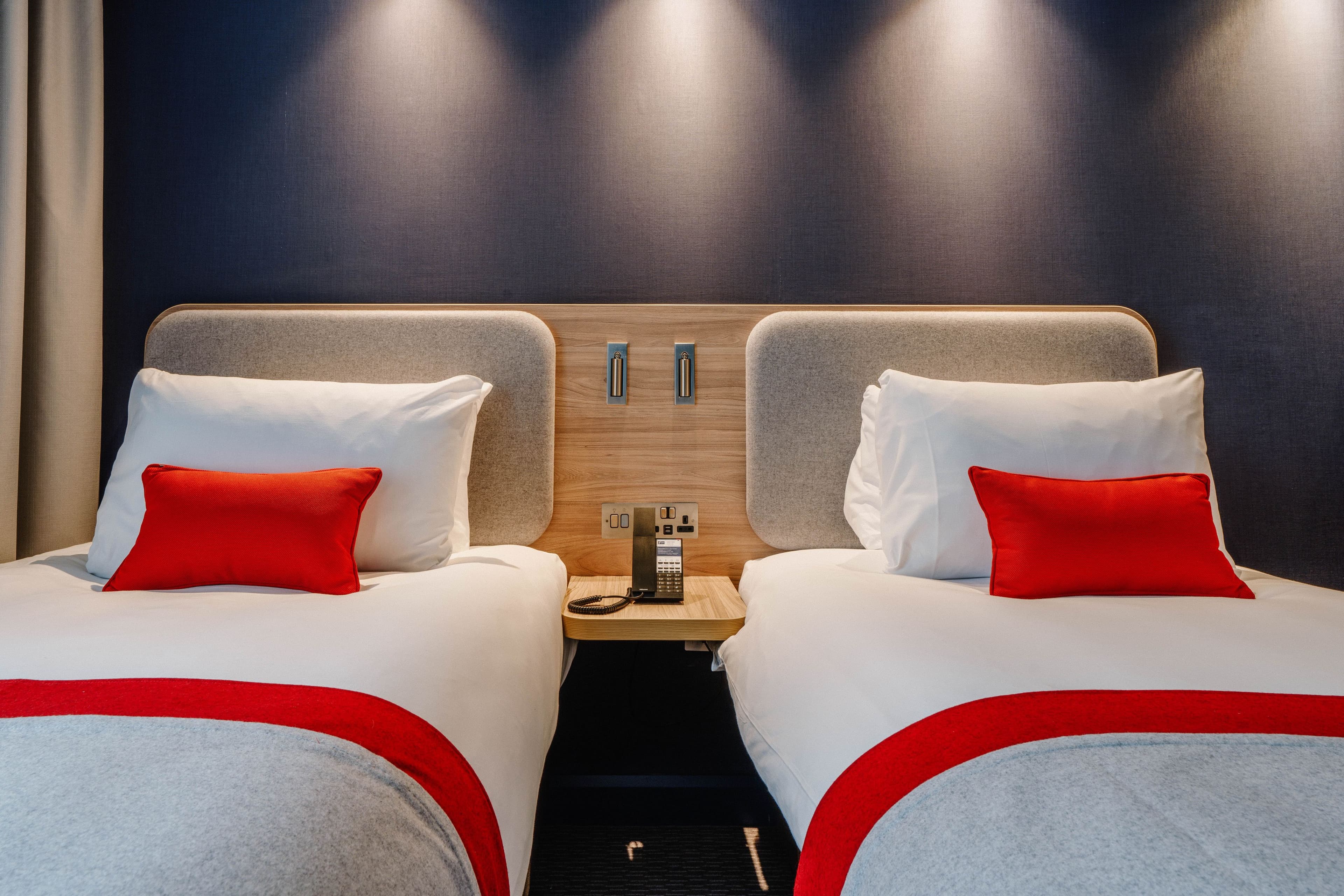 Holiday Inn Express Liverpool - Central — 42