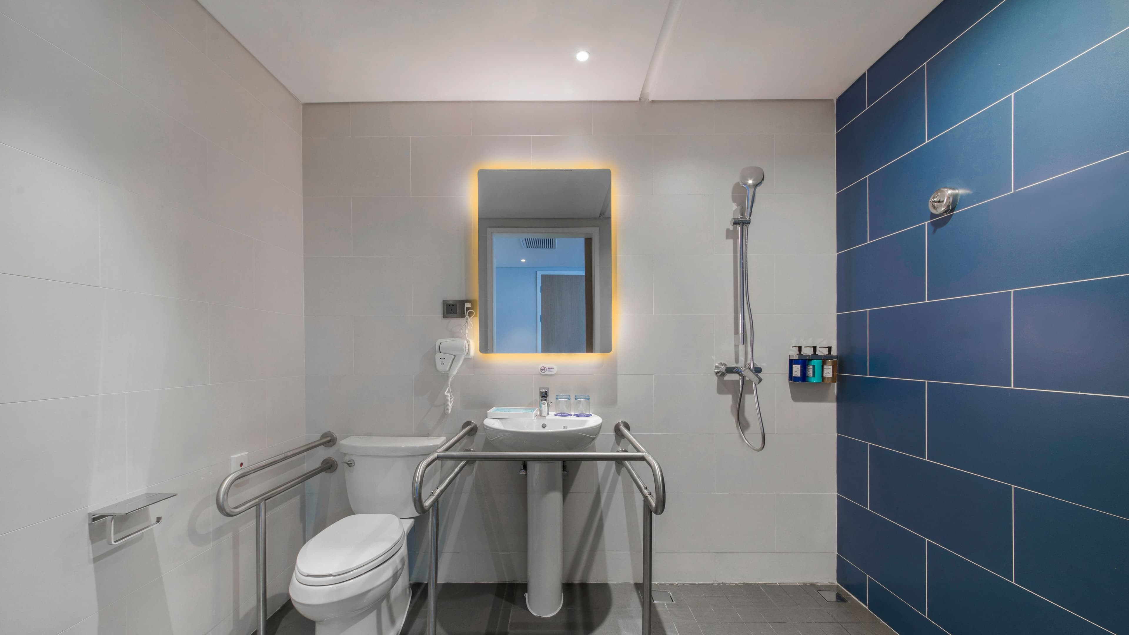 Holiday Inn Express Liyang Huafu - Image 4