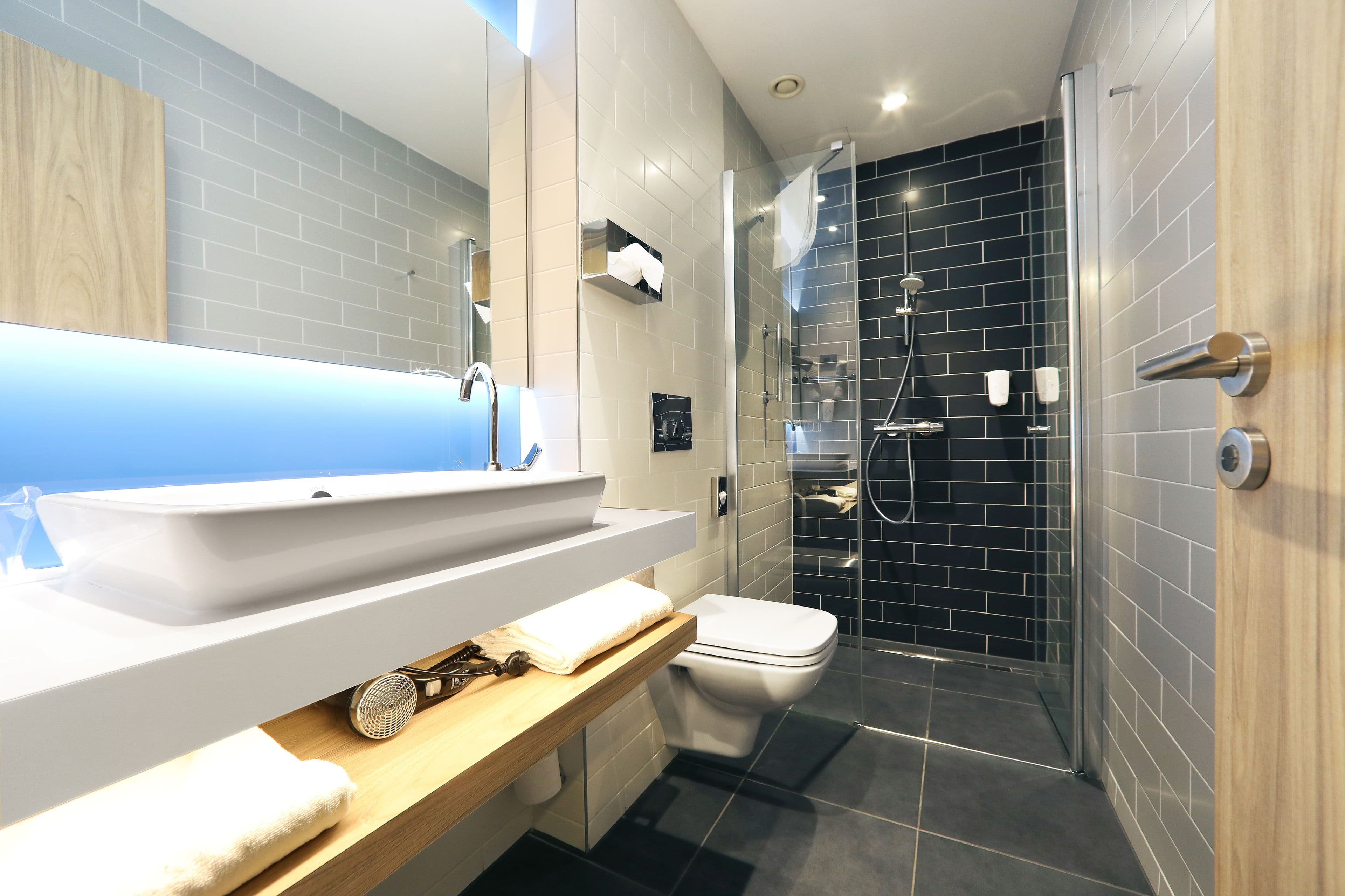 Holiday Inn Express Ljubljana - Image 4