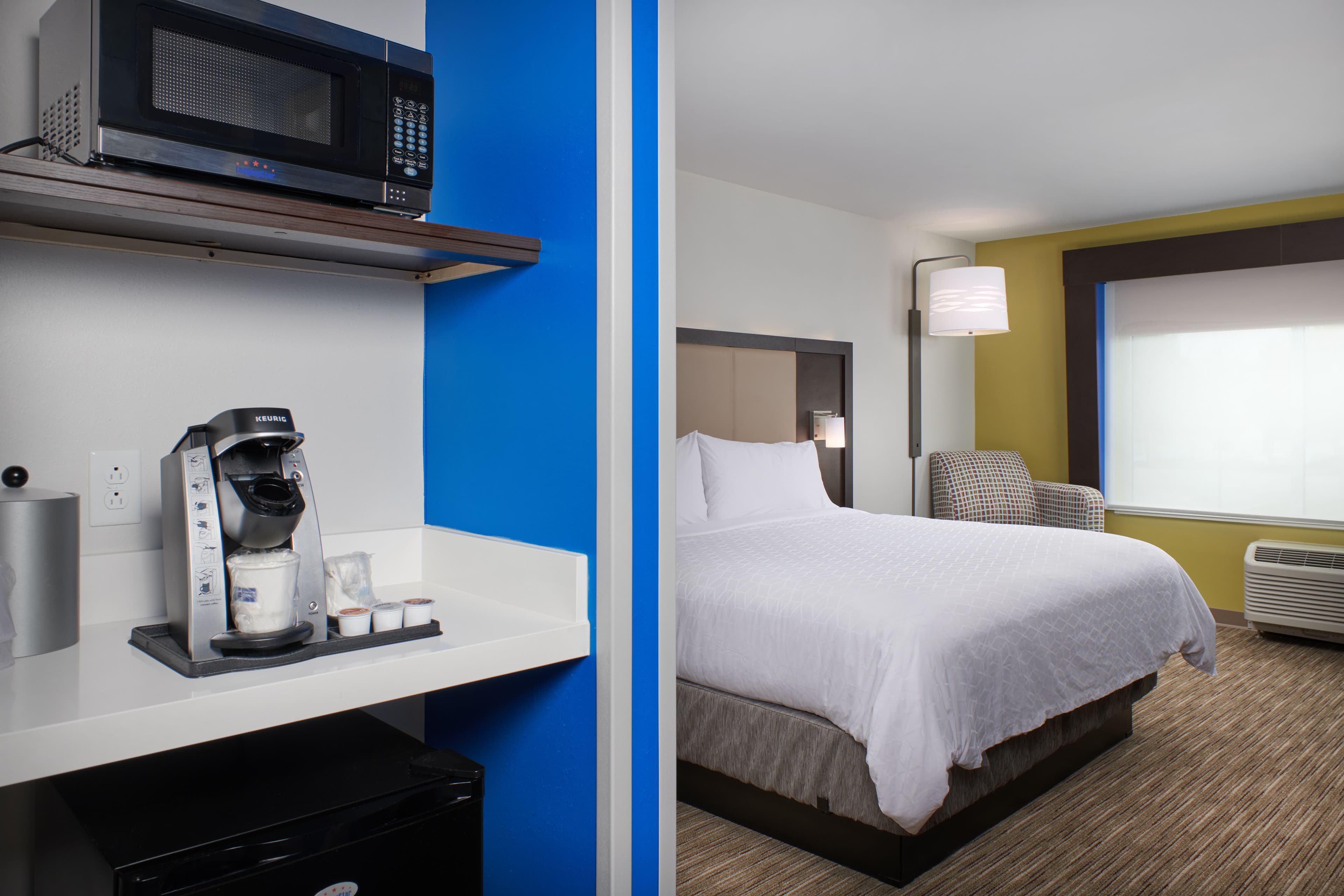 Holiday Inn Express Amherst - Lockport - Image 4