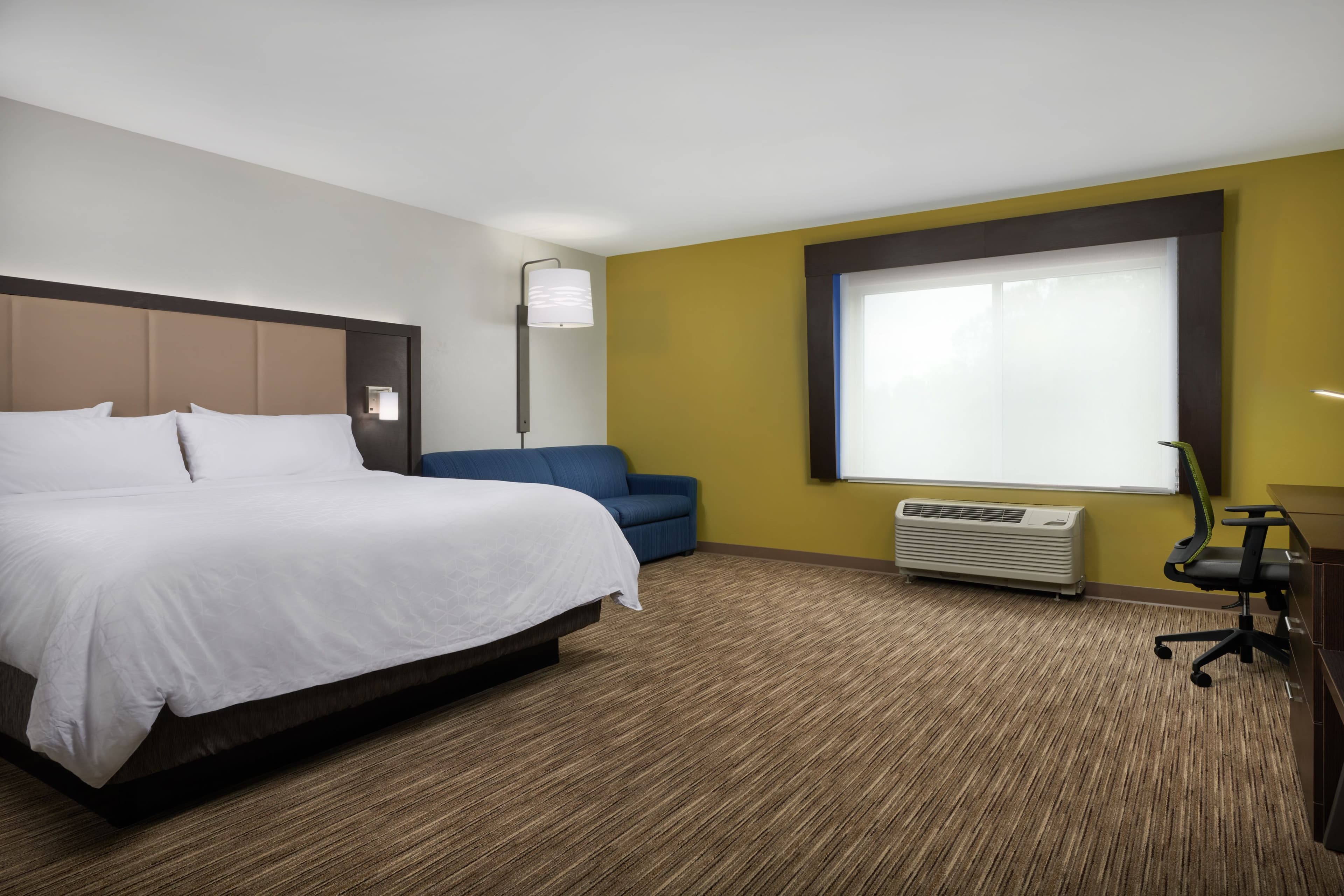 Holiday Inn Express Amherst - Lockport — 12