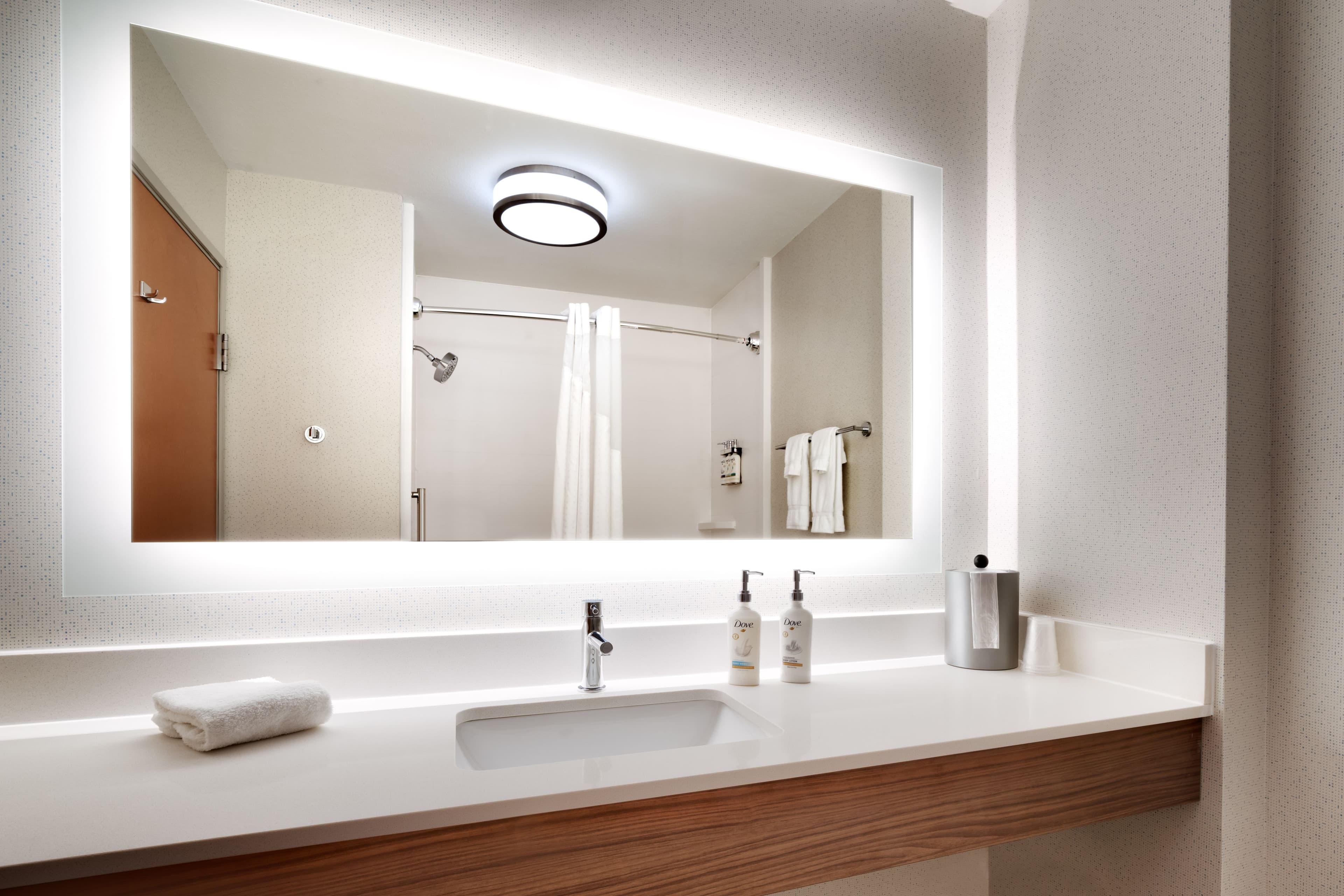 Holiday Inn Express Billings East — 8