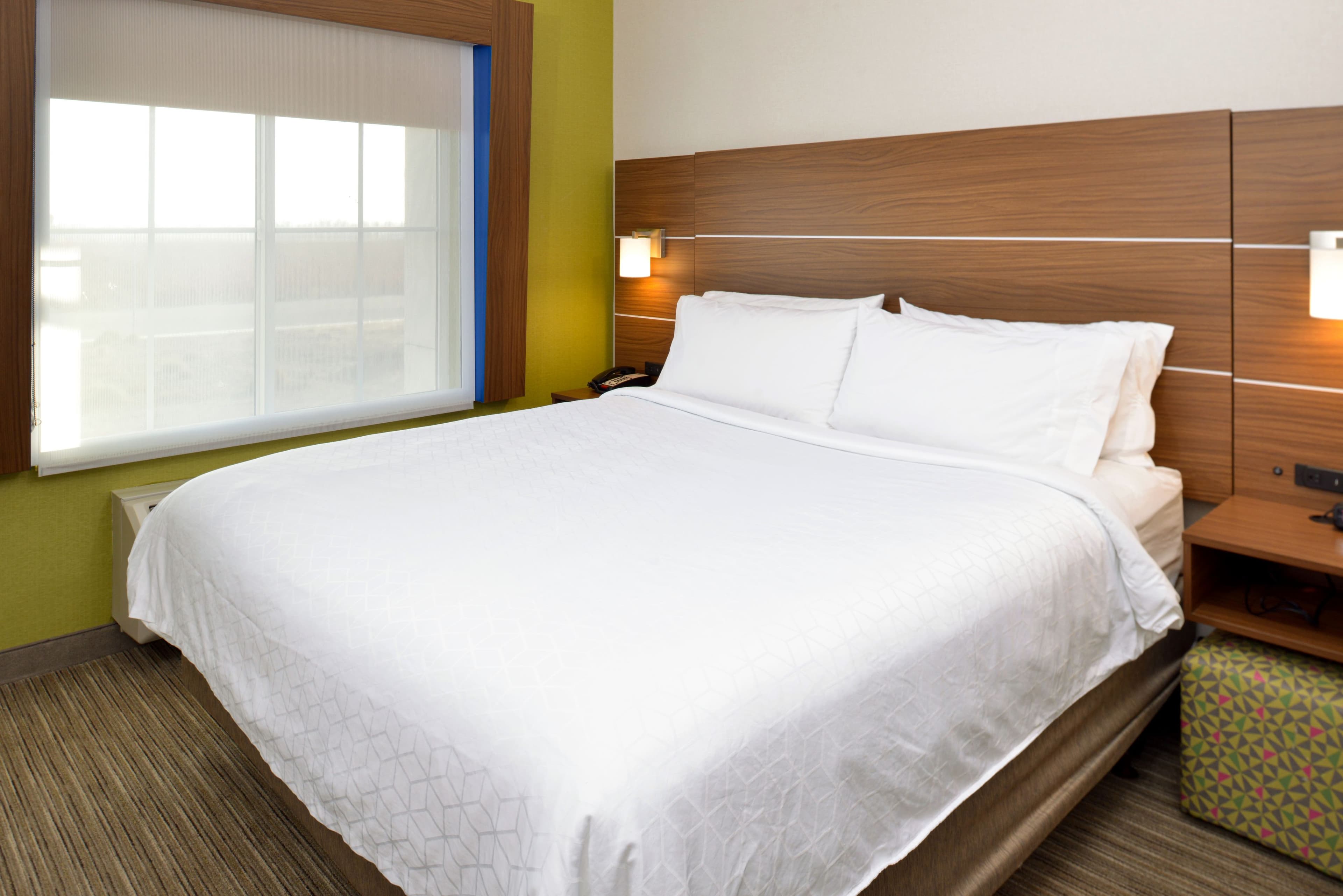 Holiday Inn Express Lodi - Image 5