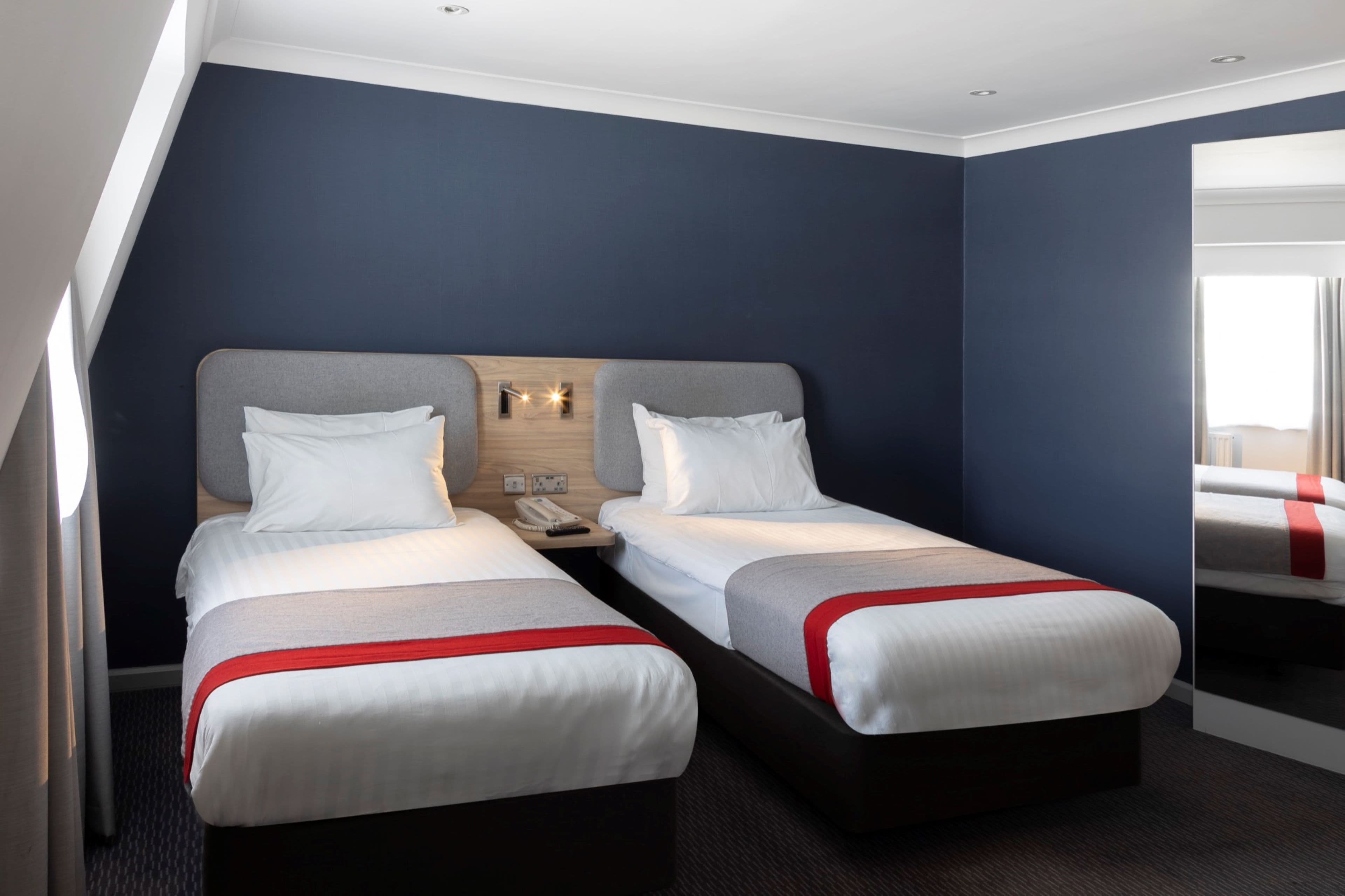 Holiday Inn Express London - Victoria — 24