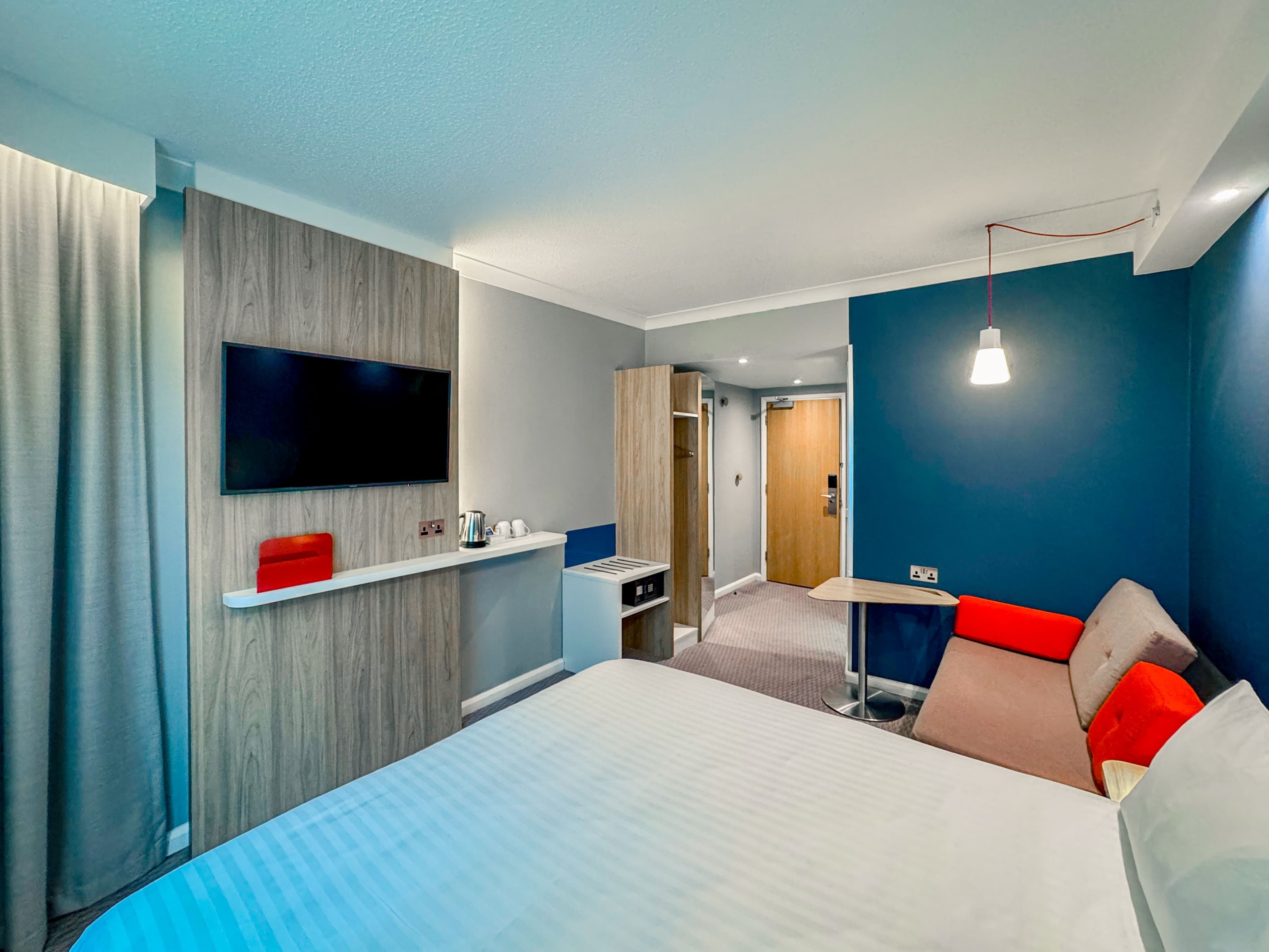 Holiday Inn Express London - Stratford — 14