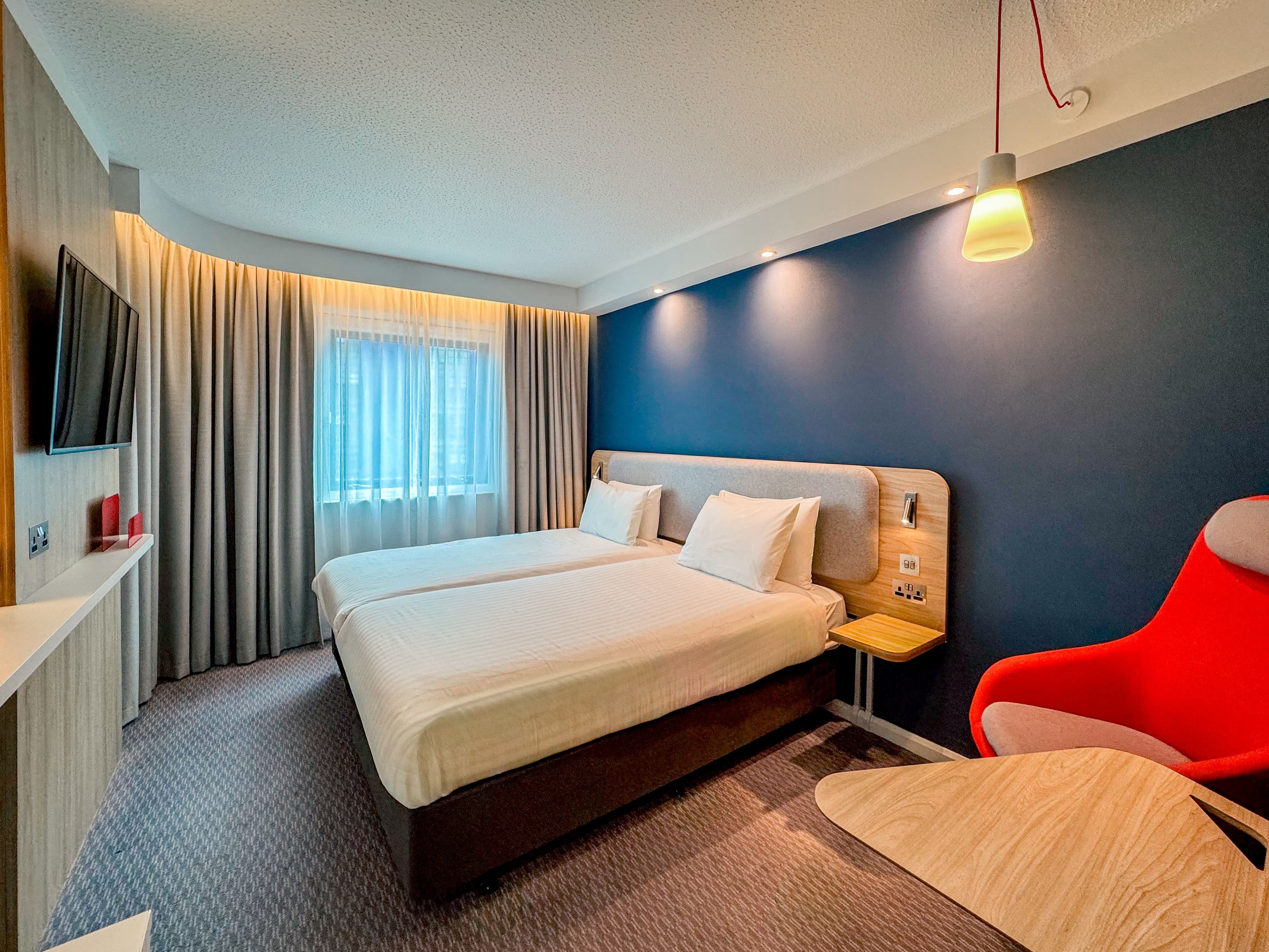 Holiday Inn Express London - Stratford — 3