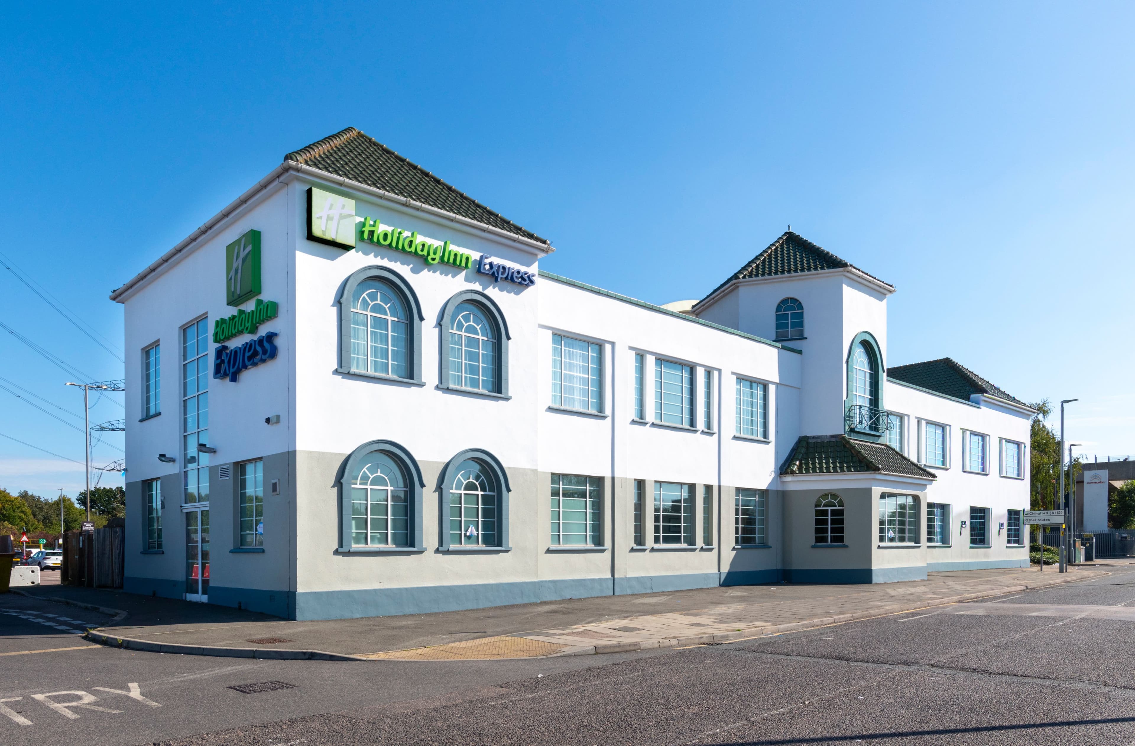 Holiday Inn Express London Chingford-Nth Circular - Image 1