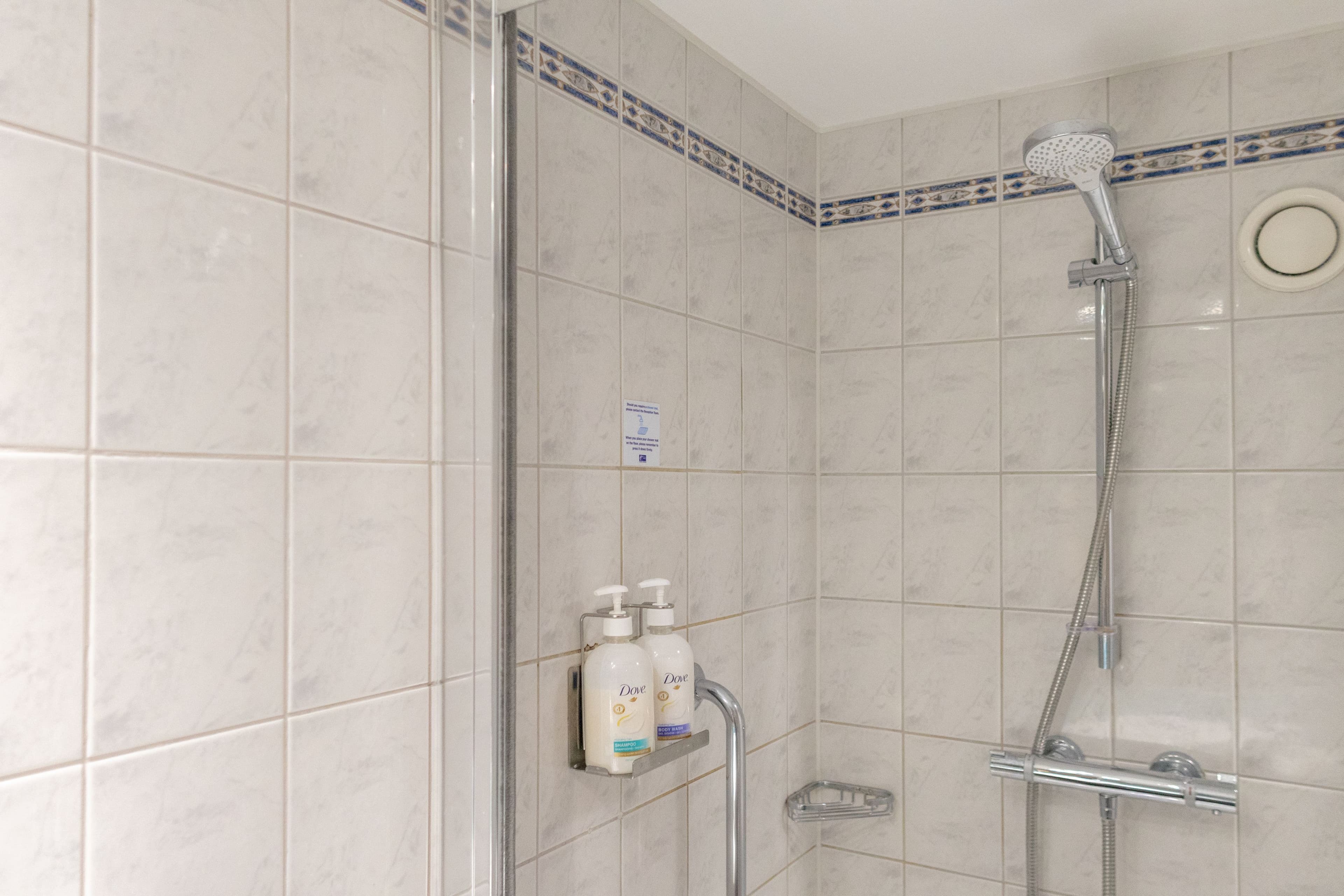 Holiday Inn Express London - Stratford — 9
