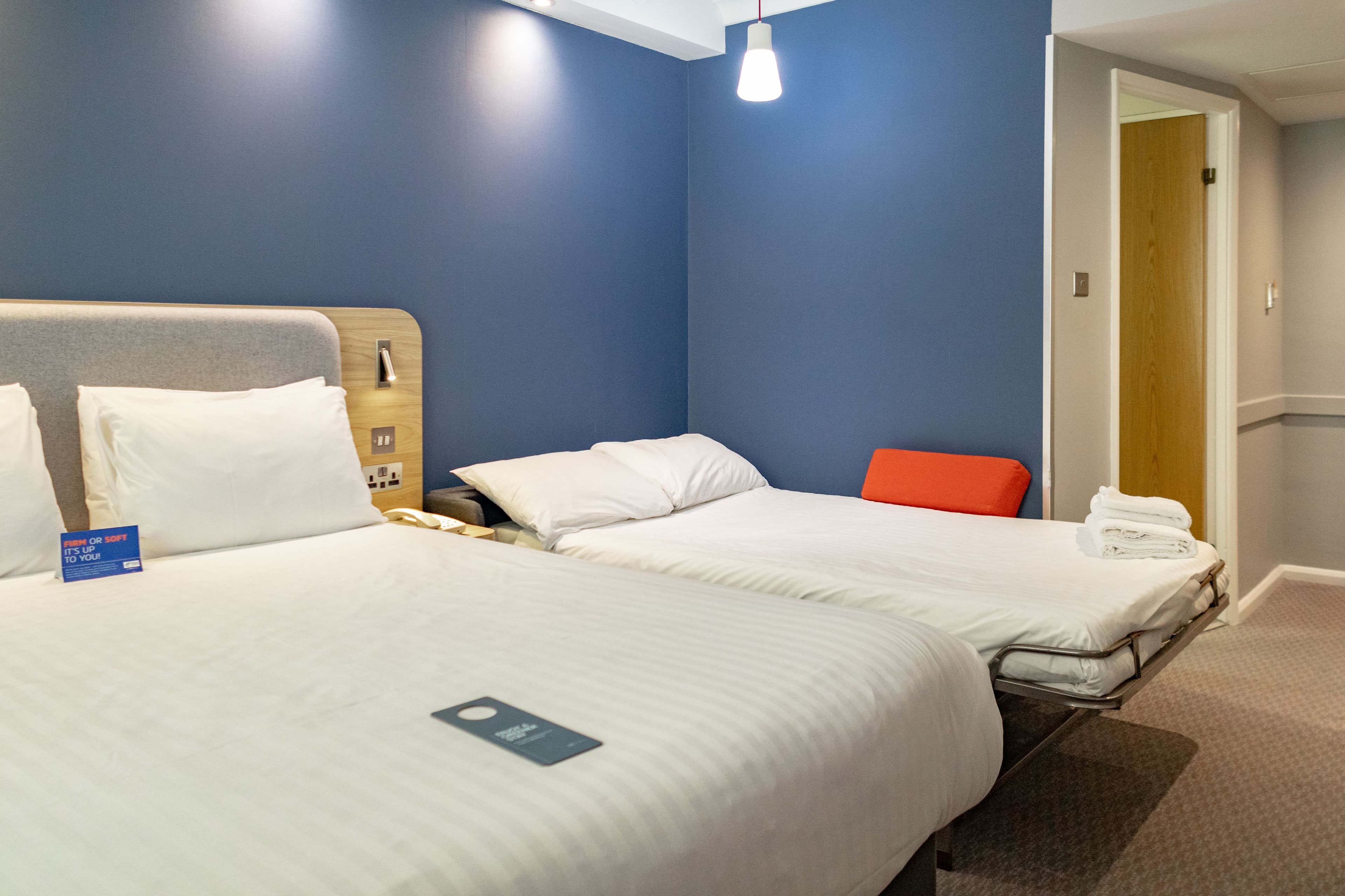 Holiday Inn Express London - Stratford — 18