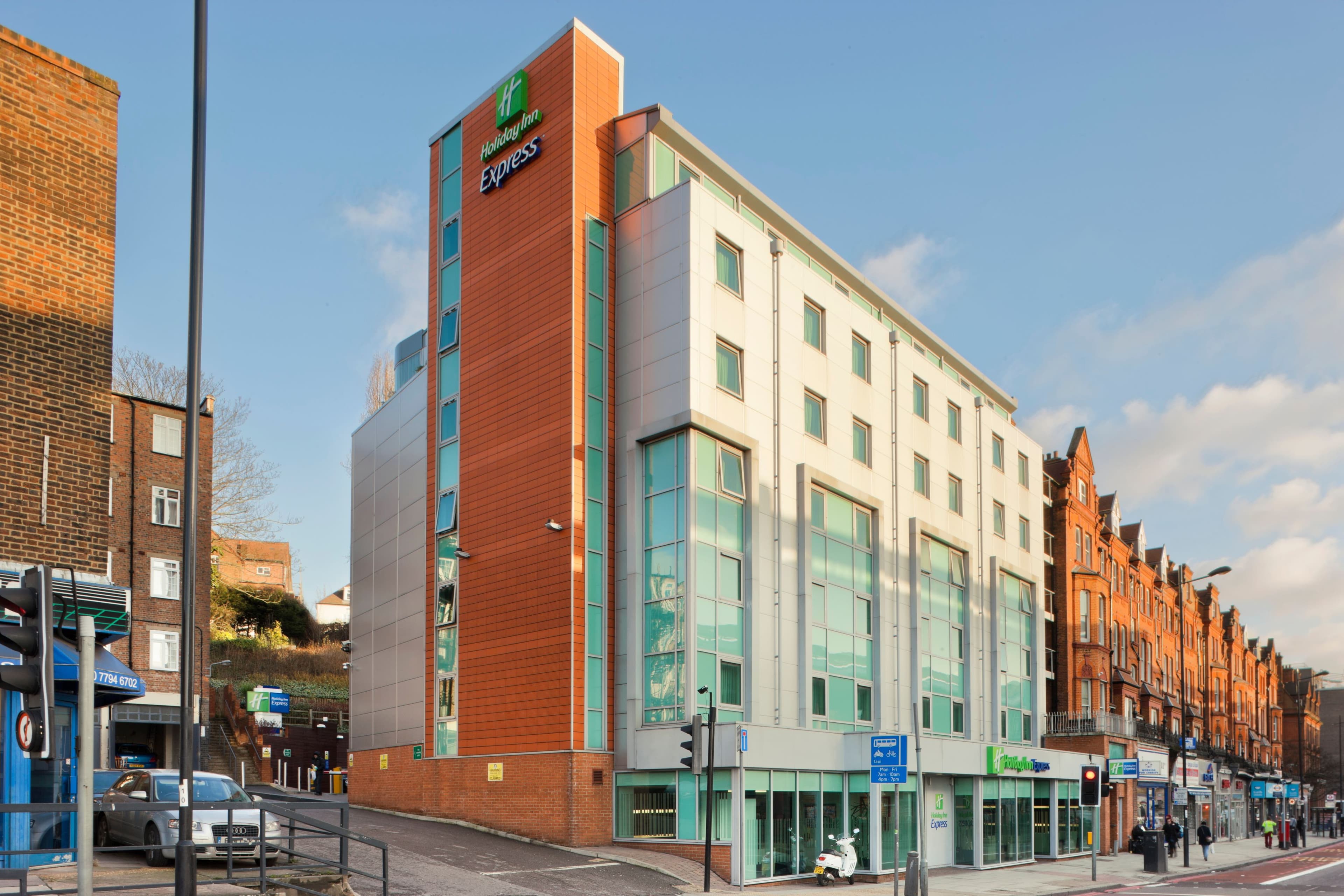 Holiday Inn Express London - Swiss Cottage - Image 1