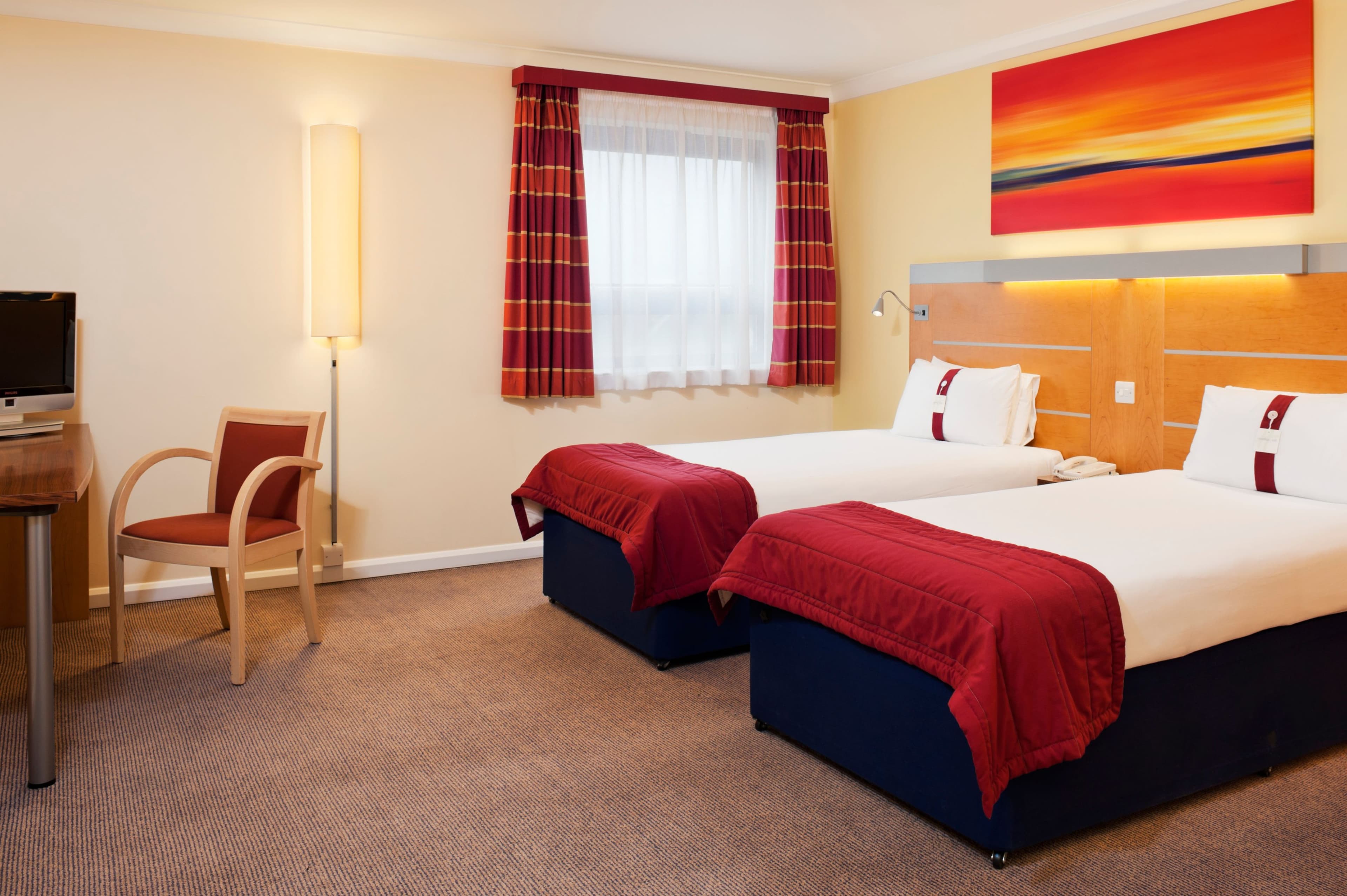 Holiday Inn Express London - Golders Green (A406) - Image 5