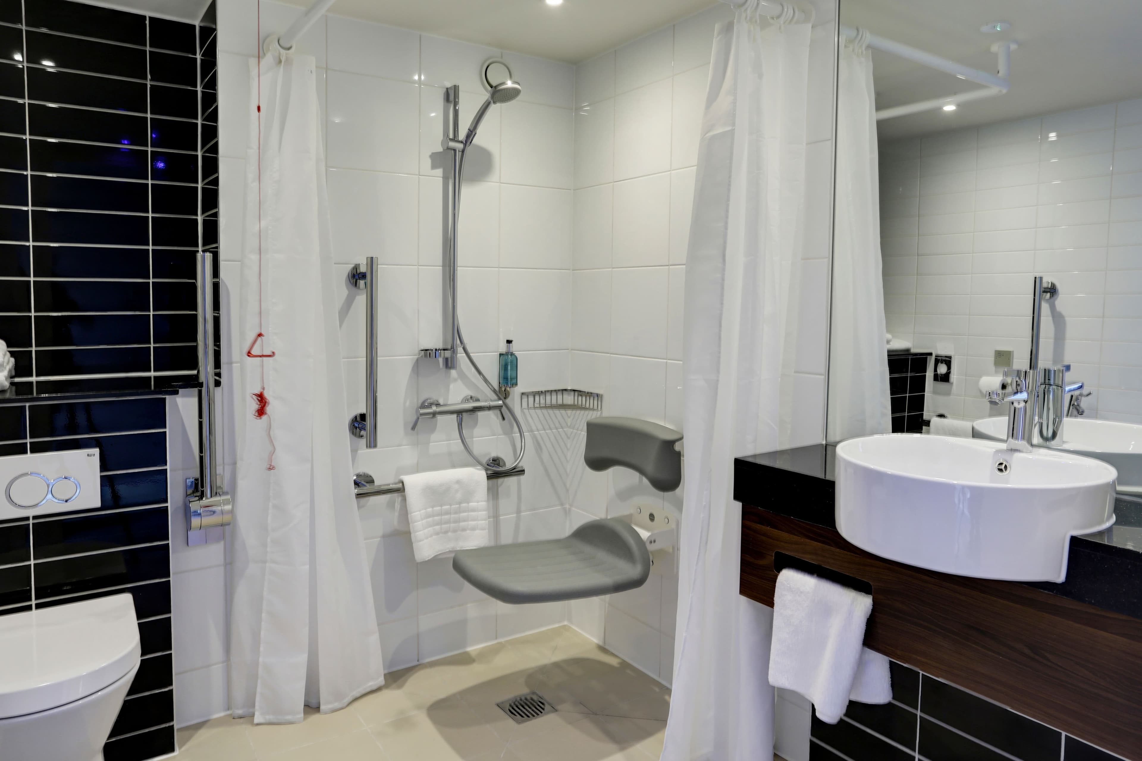 Holiday Inn Express London - ExCeL — 29