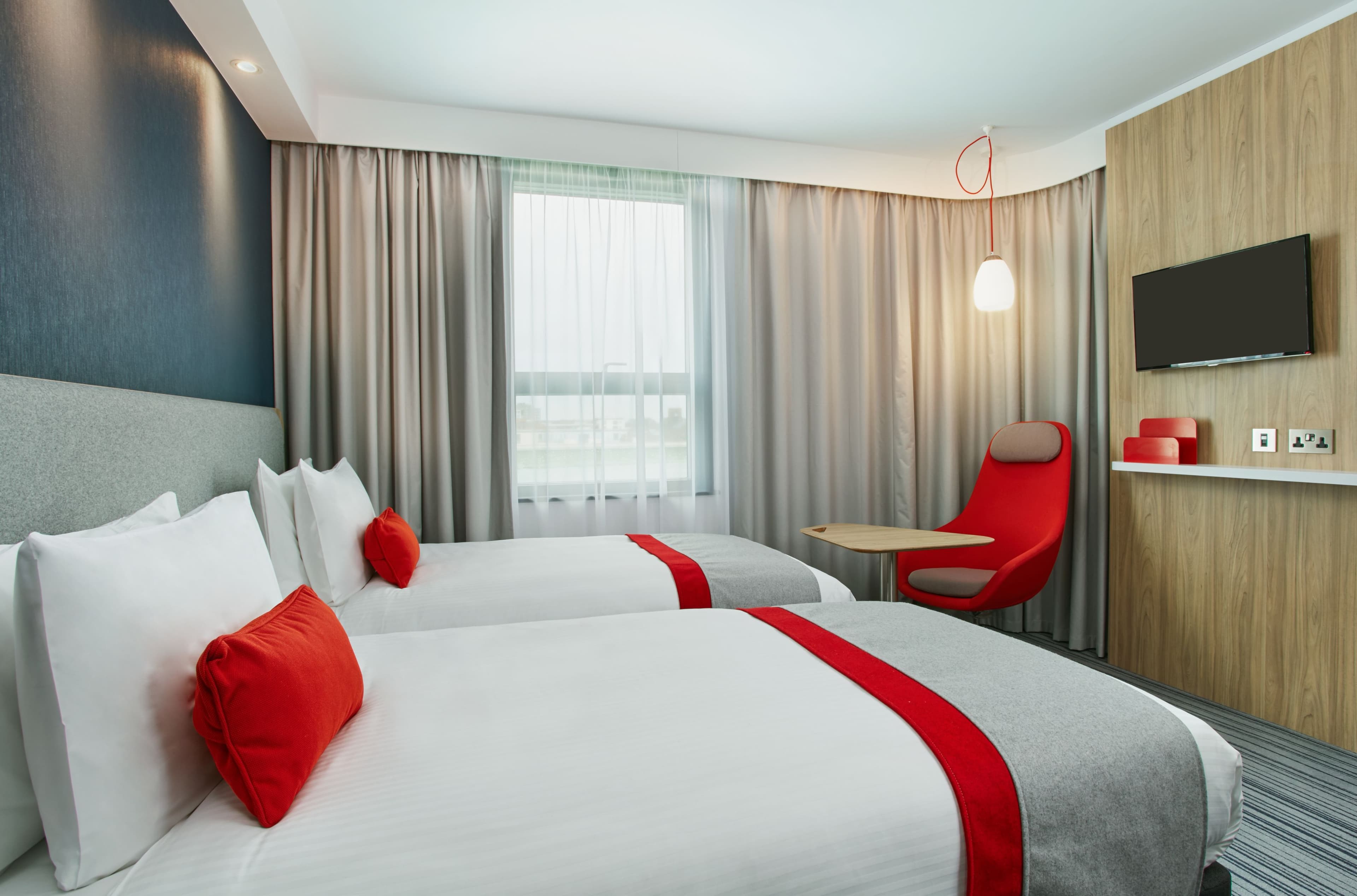 Holiday Inn Express London - Ealing — 19