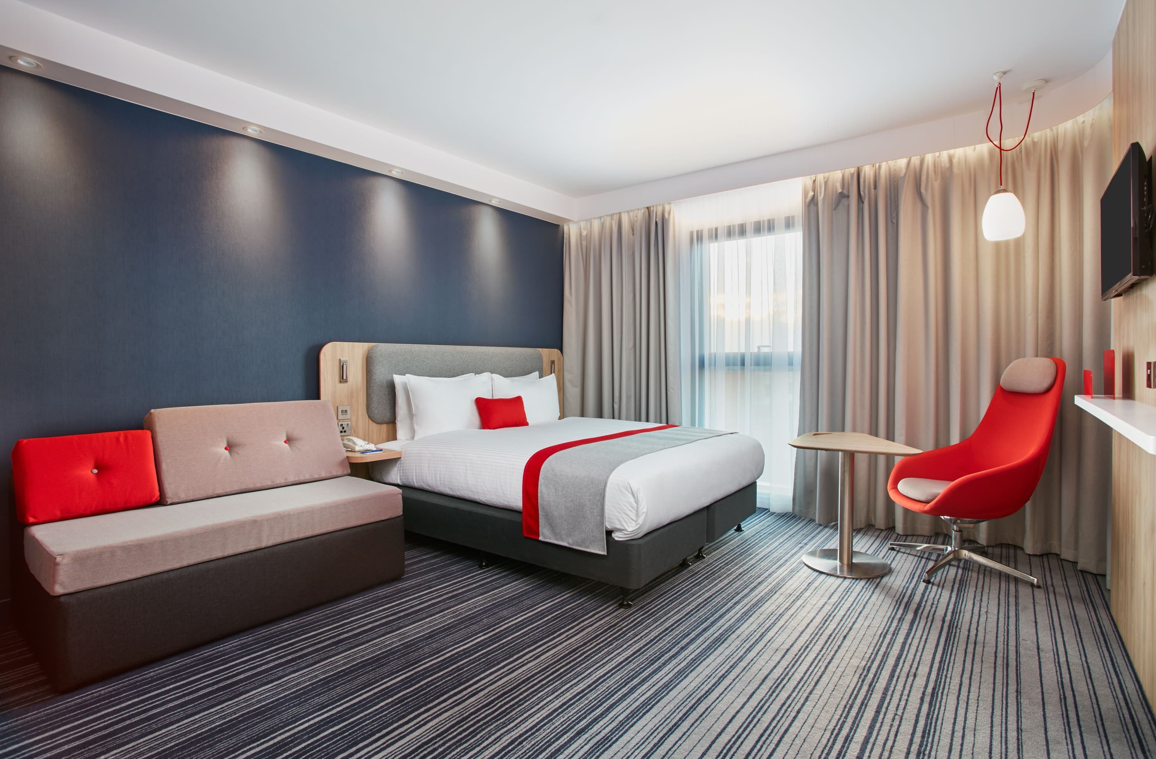 Holiday Inn Express London - Ealing — 7