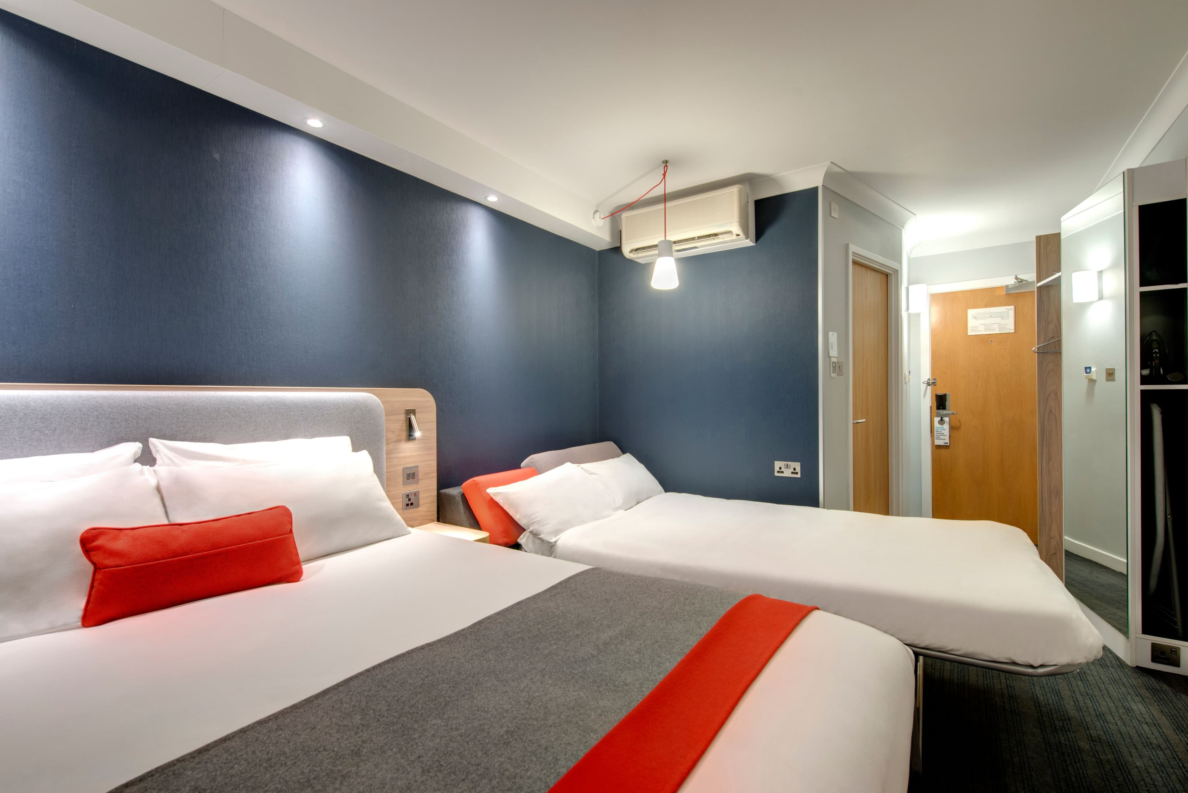 Holiday Inn Express London - Hammersmith - Image 4