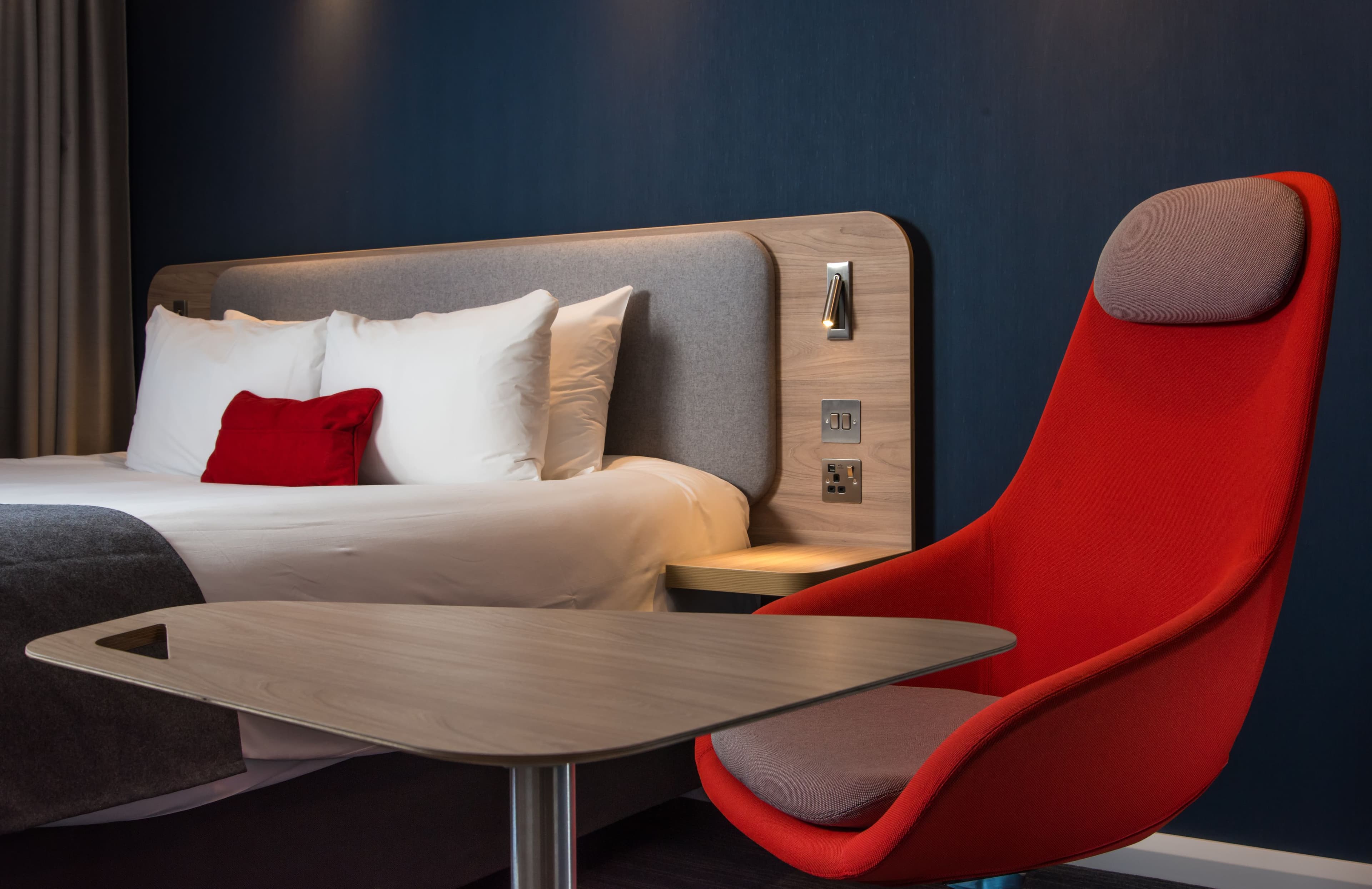 Holiday Inn Express London - Hammersmith — 7
