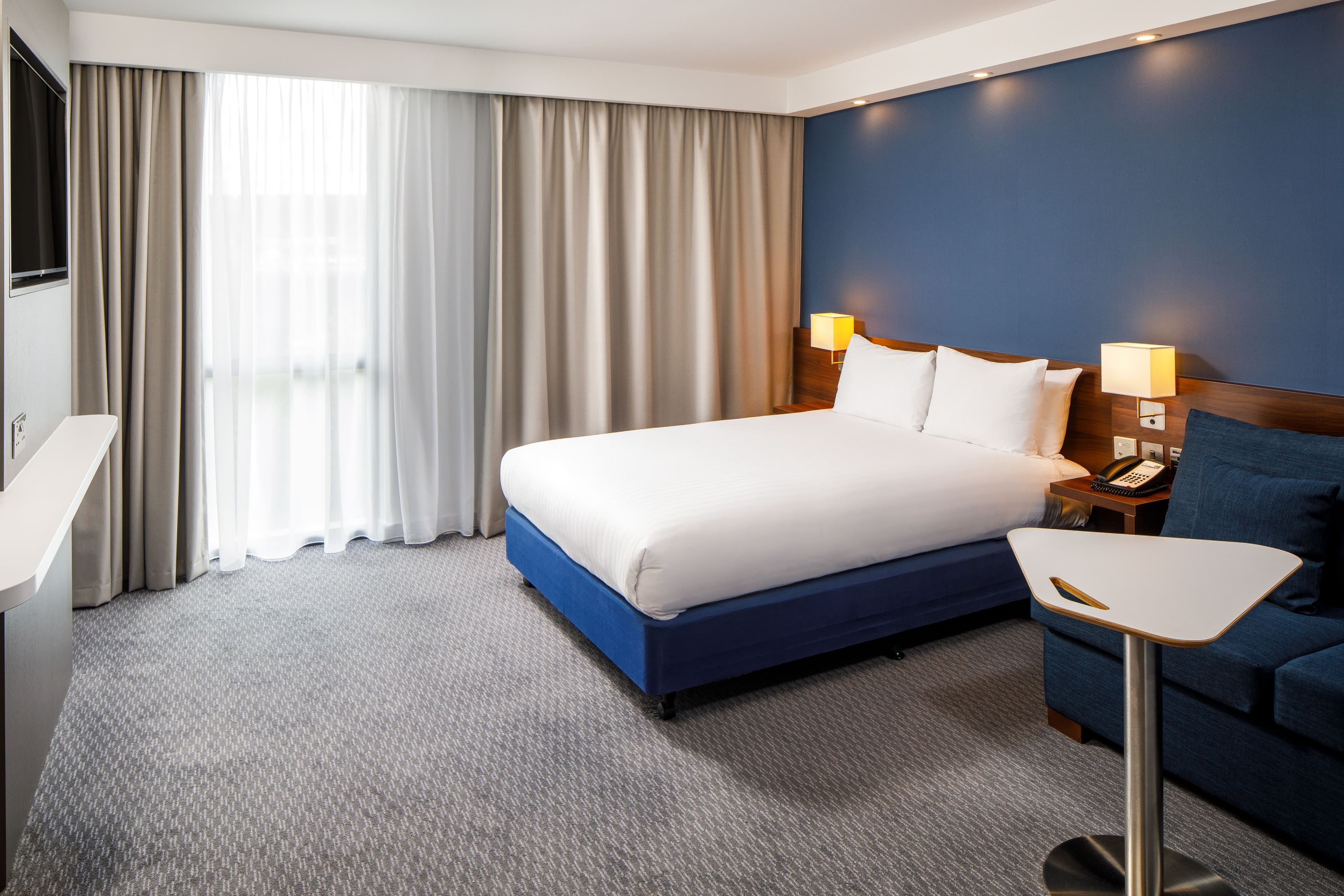 Holiday Inn Express London - ExCeL — 27