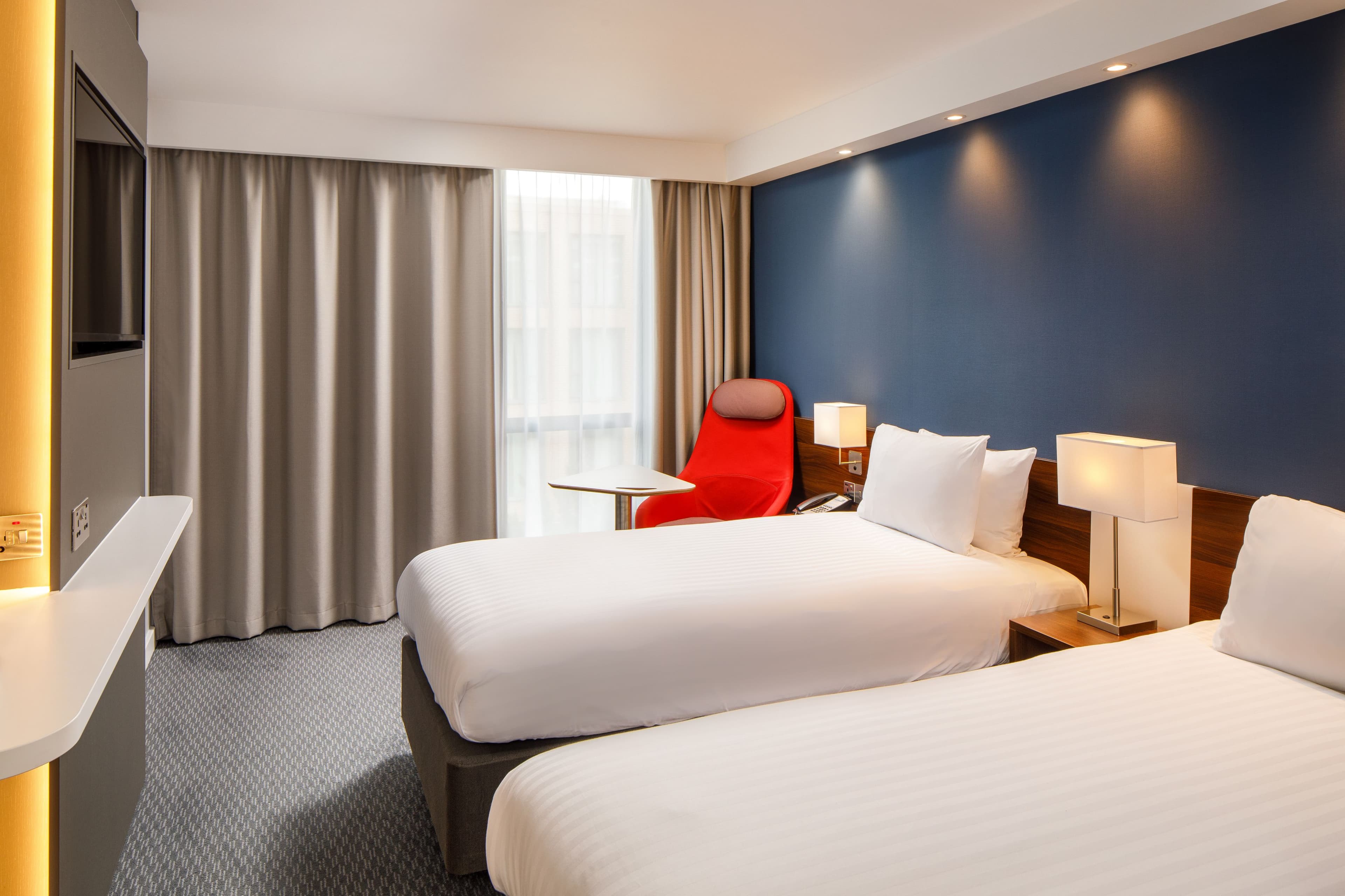 Holiday Inn Express London - ExCeL - Image 5