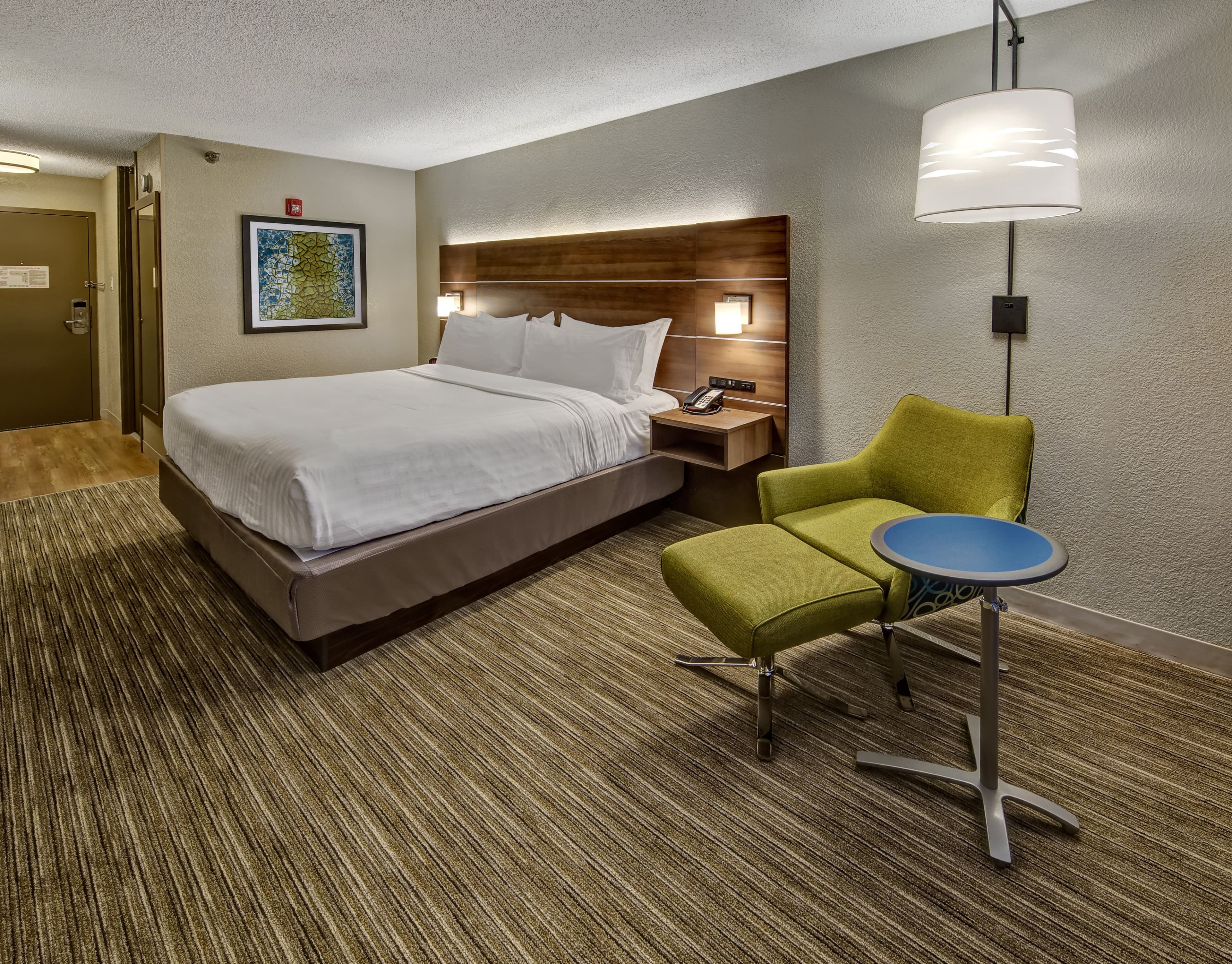 Holiday Inn Express Louisville Airport Expo Center — 6