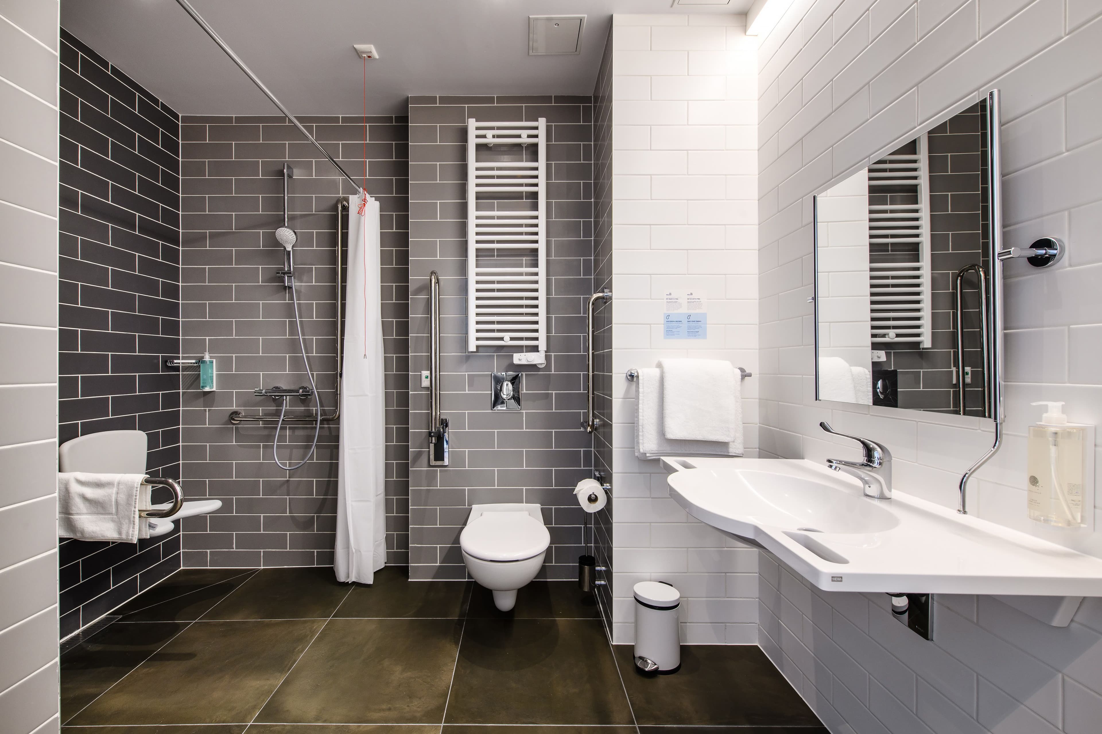 Holiday Inn Express Lublin - Image 4