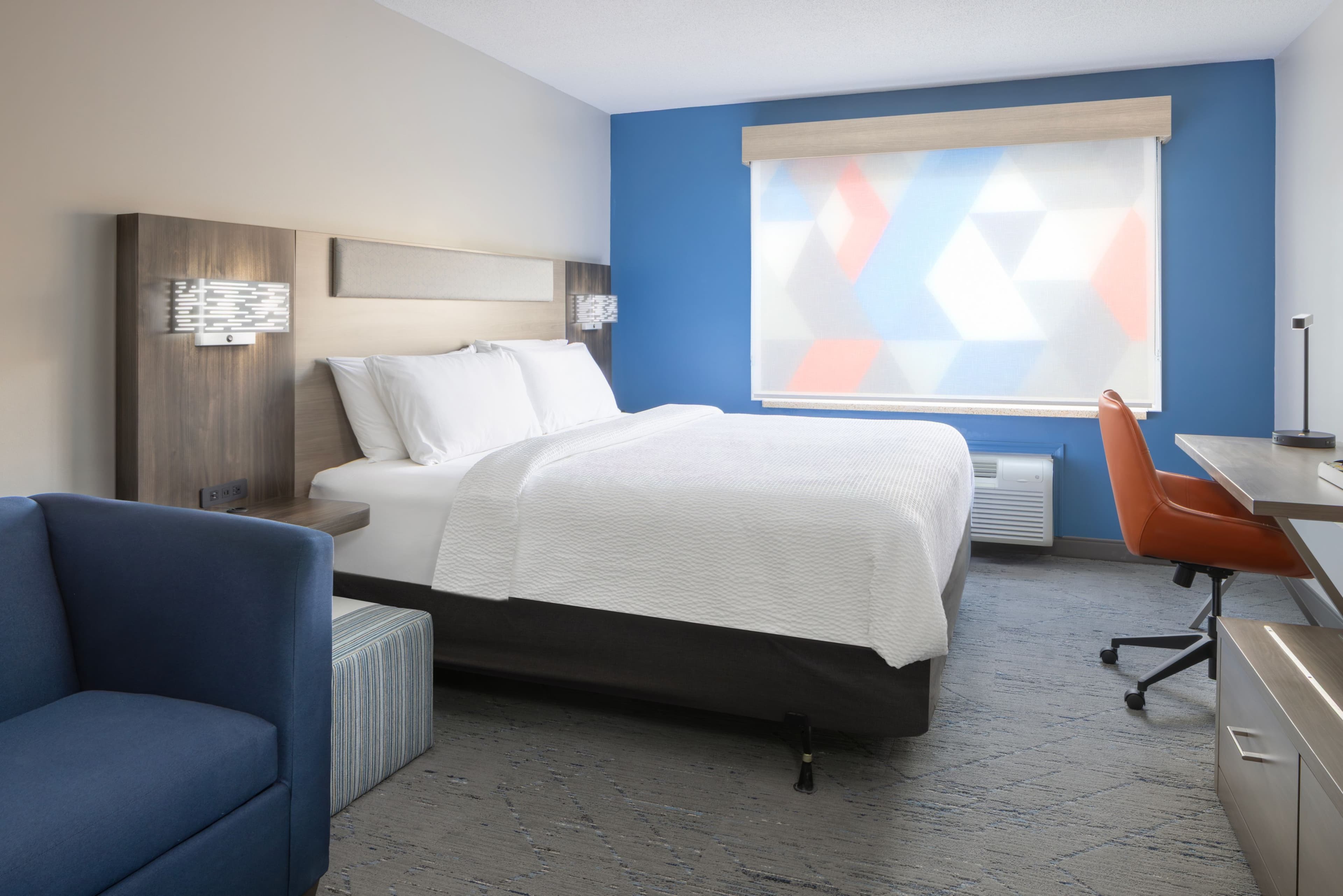 Holiday Inn Express Ludlow - Chicopee Area — 7
